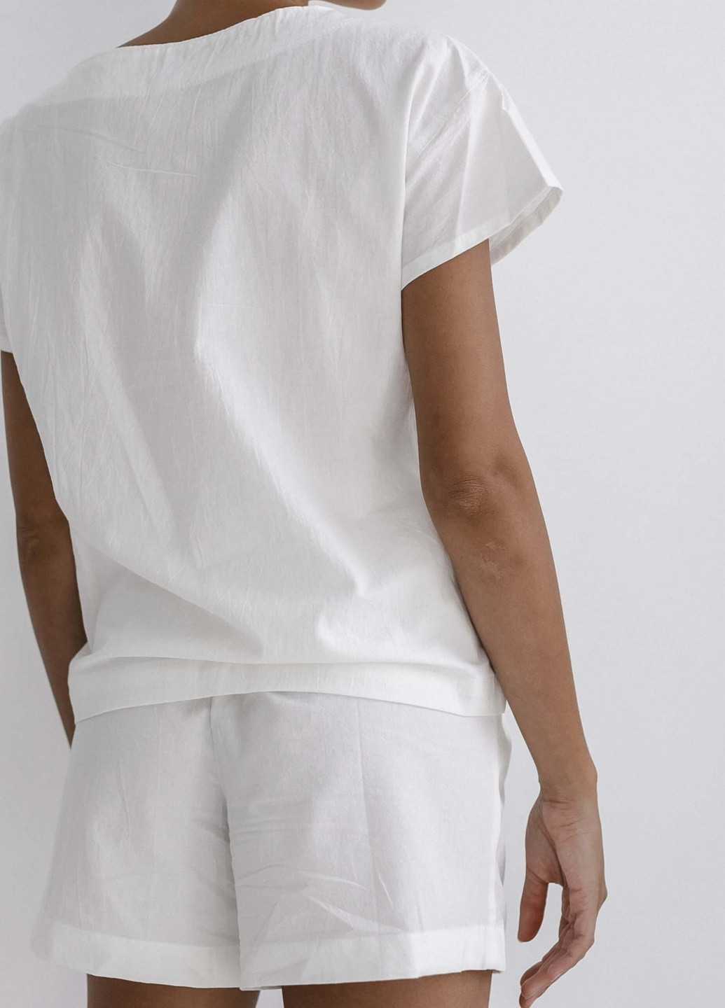 Молочная всесезон пижама женская с шортами creme (xl) футболка + шорты Leglo