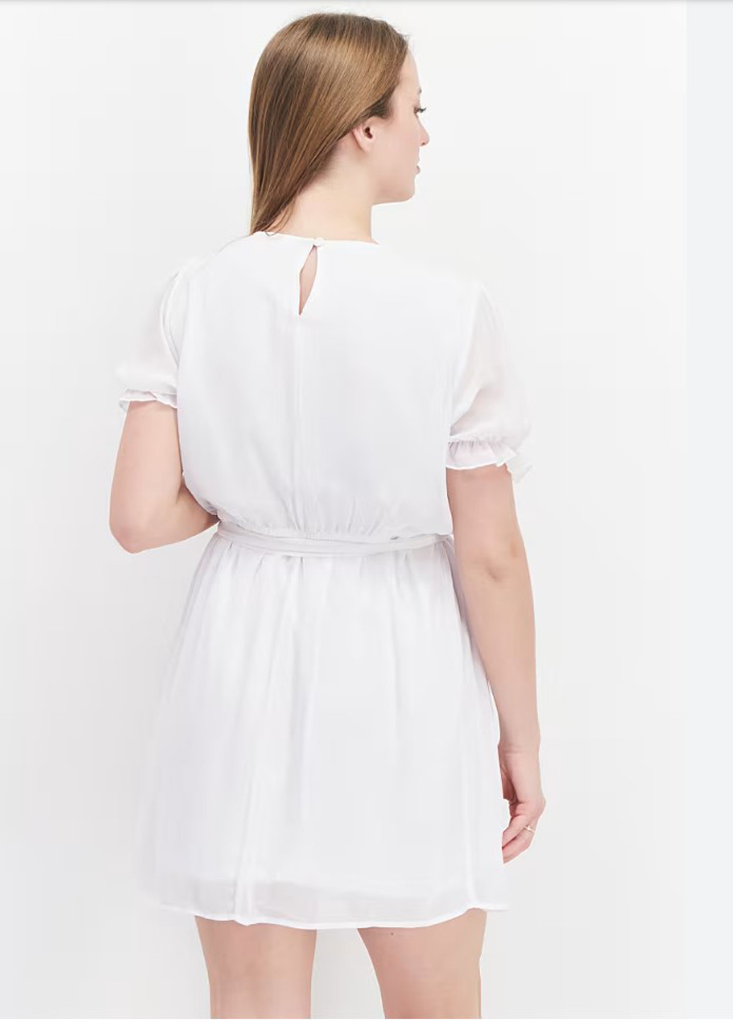 Белое кэжуал платье NA-KD однотонное