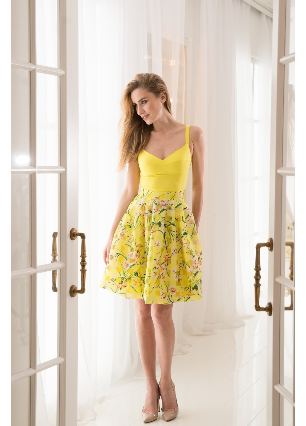 Жовтий повсякденний сукня наомі кльош, з відкритою спиною, з відкритими плечима, балон BYURSE з квітковим принтом