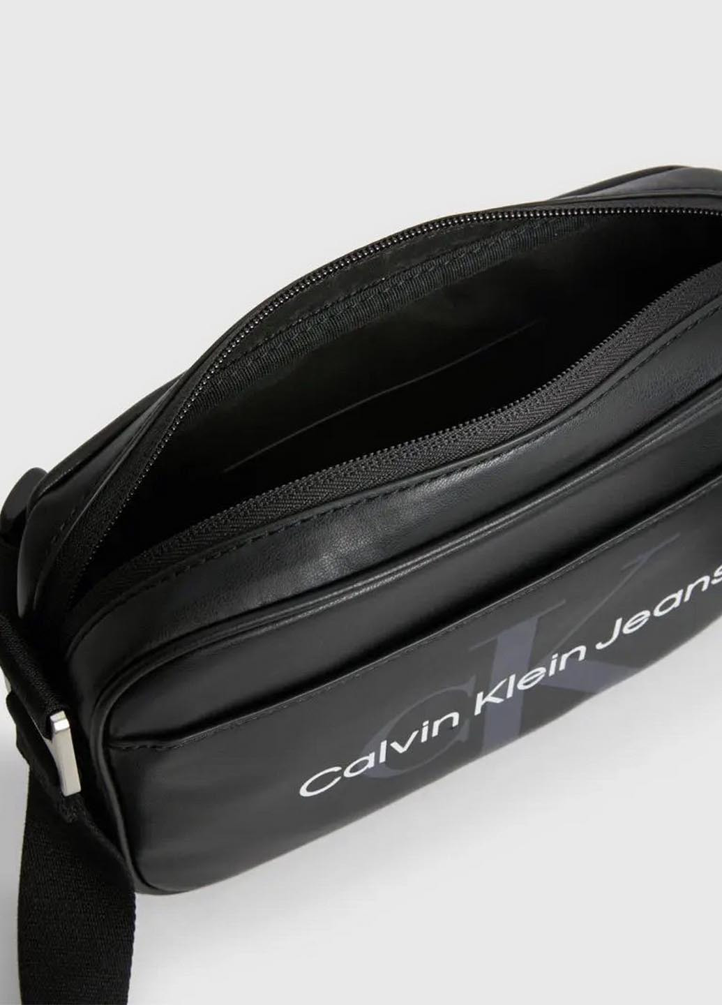 Сумка Calvin Klein Monogram Soft Camera Ba (329047314)