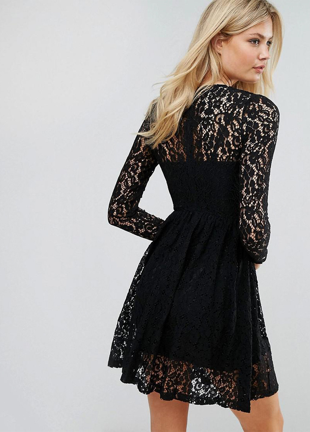 Черное кэжуал платье клеш Asos однотонное