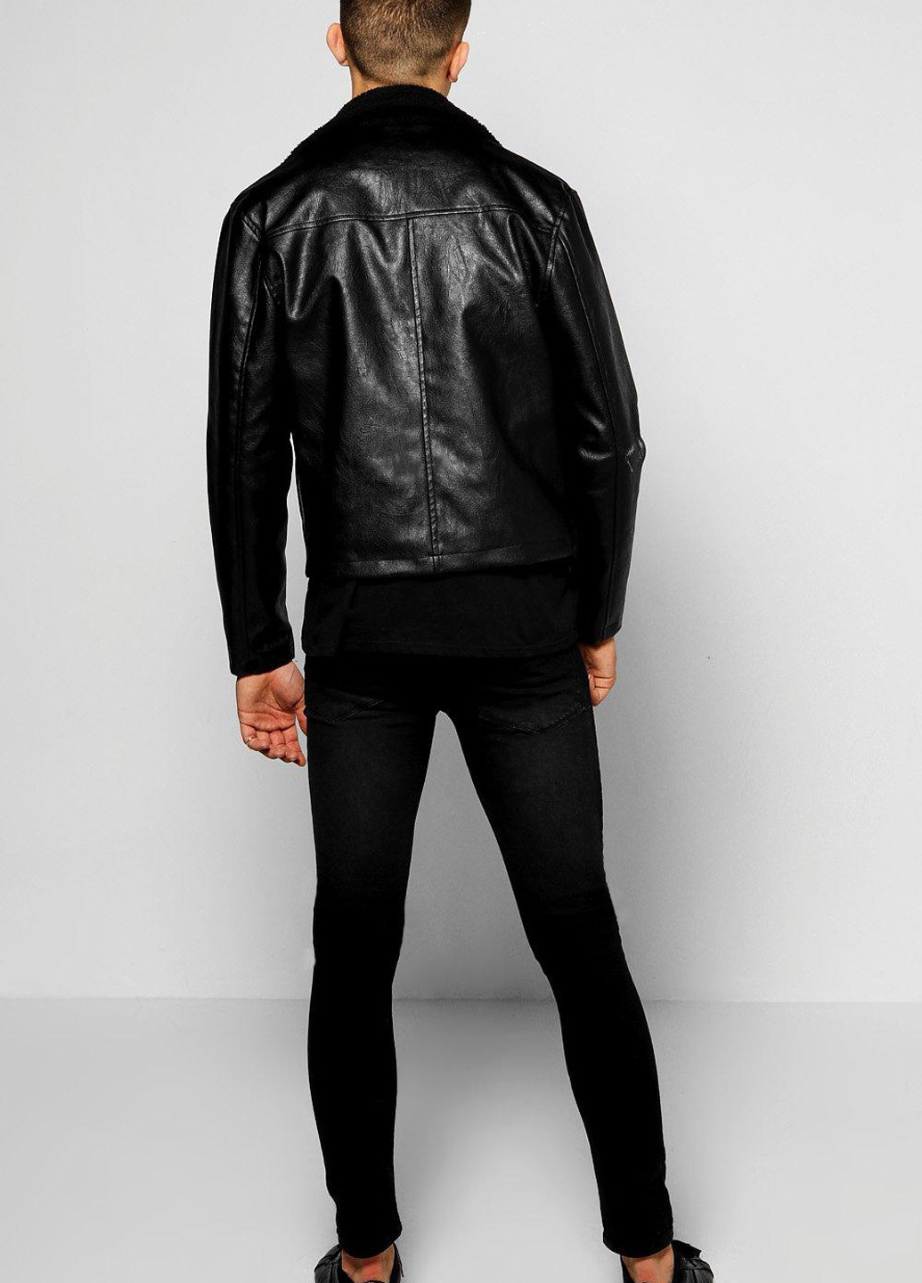 Чорна демісезонна куртка Boohoo