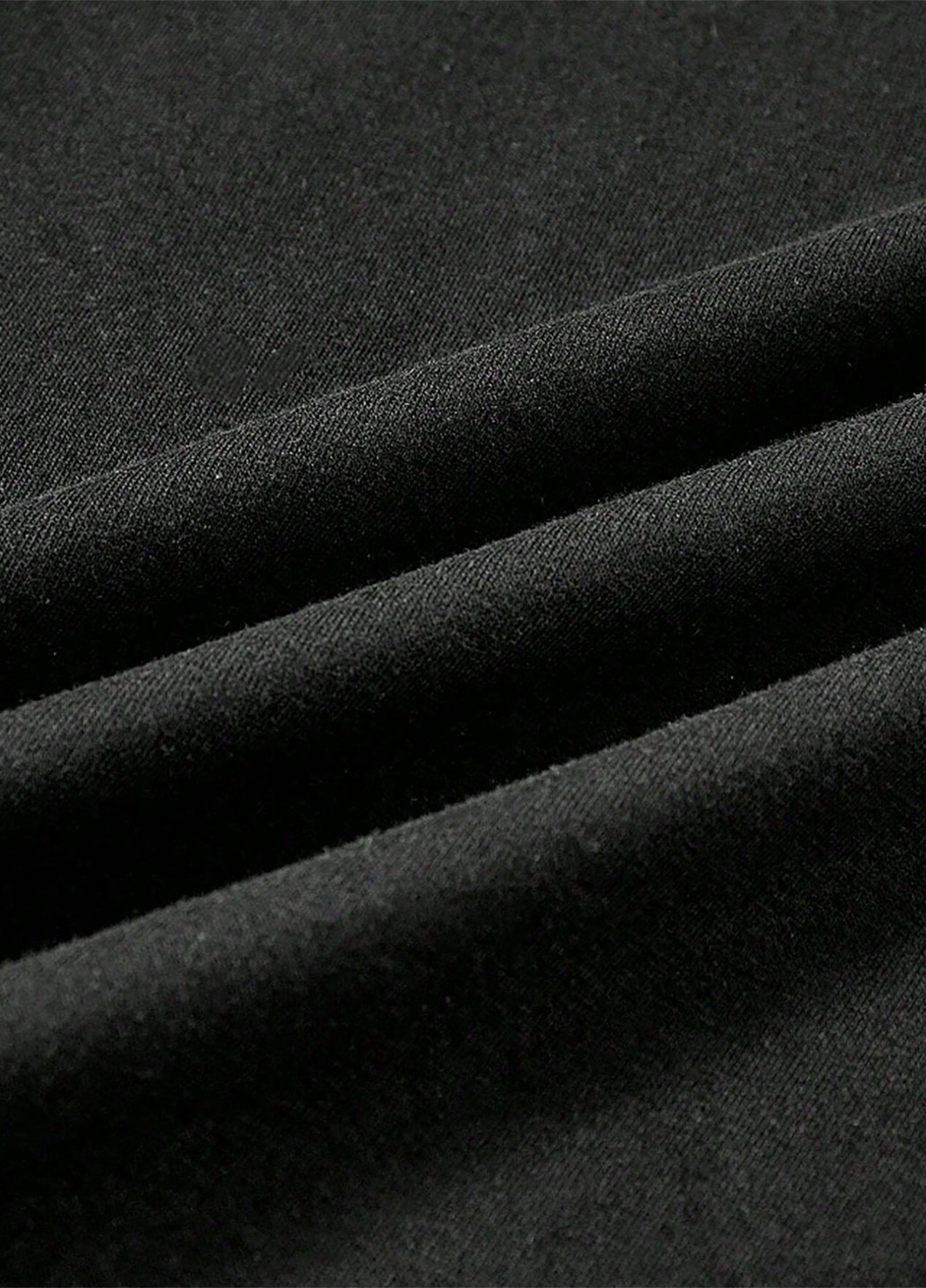 Чорна футболка SHEIN