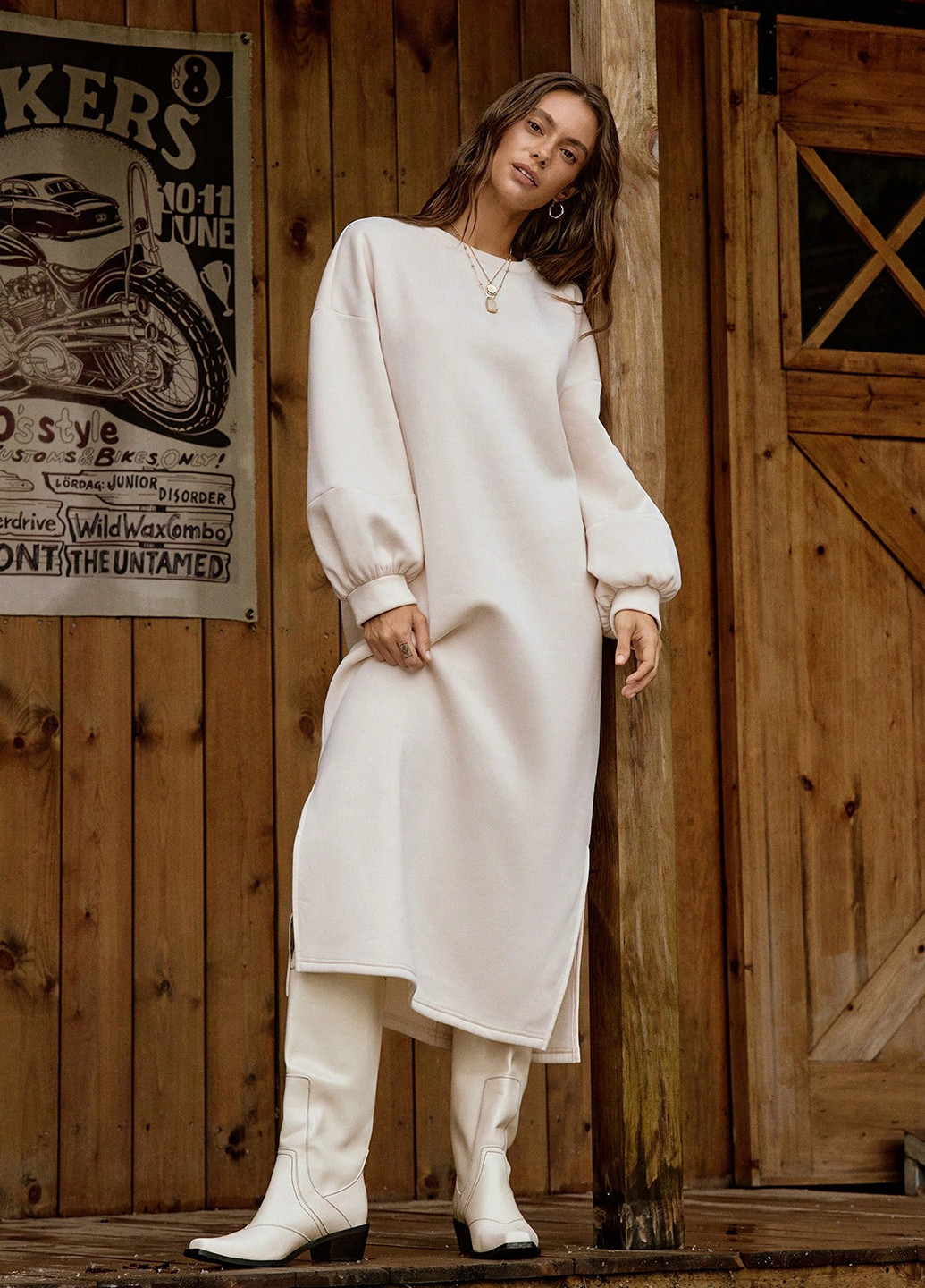 Молочное кэжуал платье платье-свитшот SHEIN однотонное