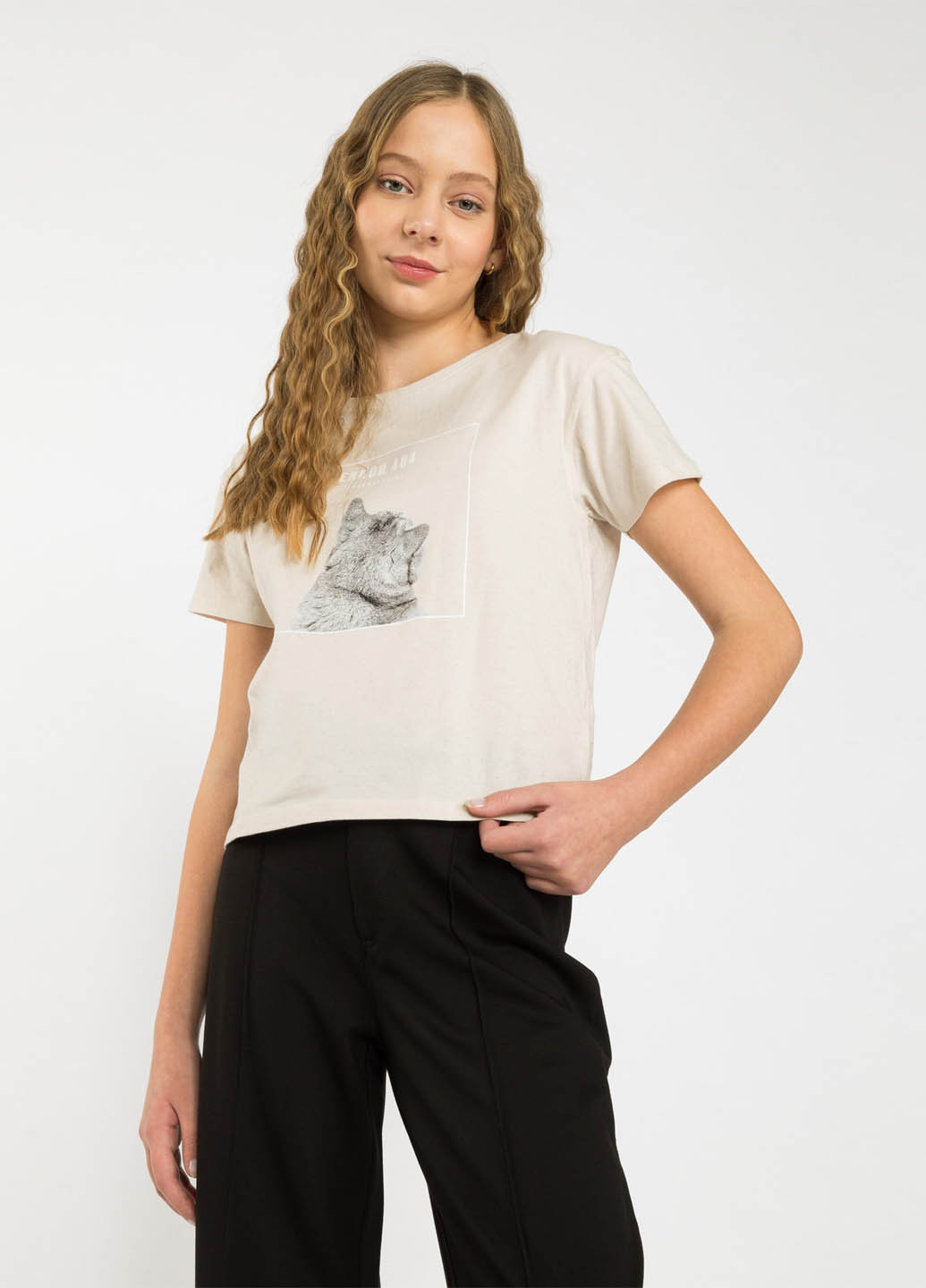 Молочная летняя футболка Reporter Young