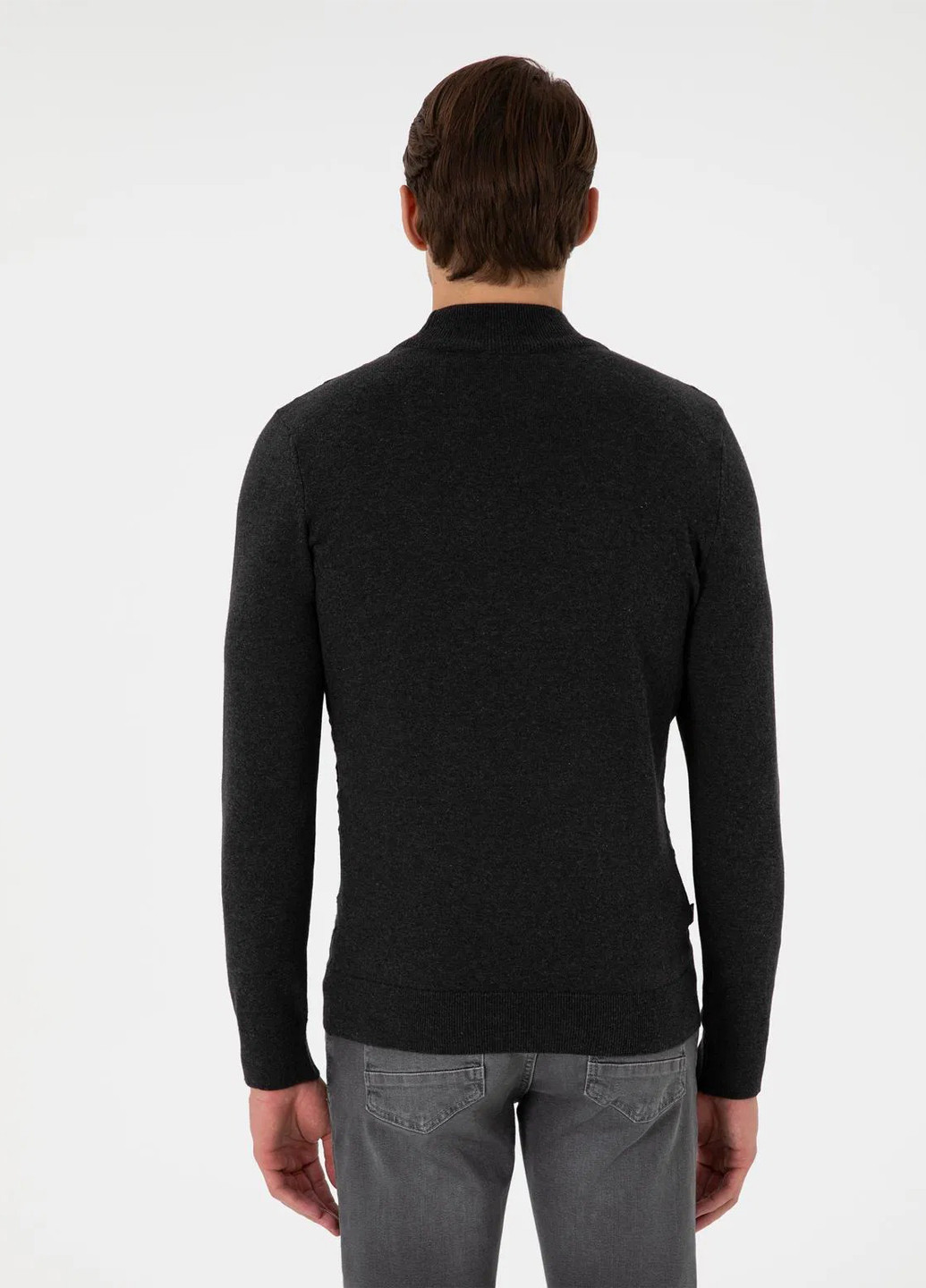 Темно-сірий демісезонний светр Pierre Cardin