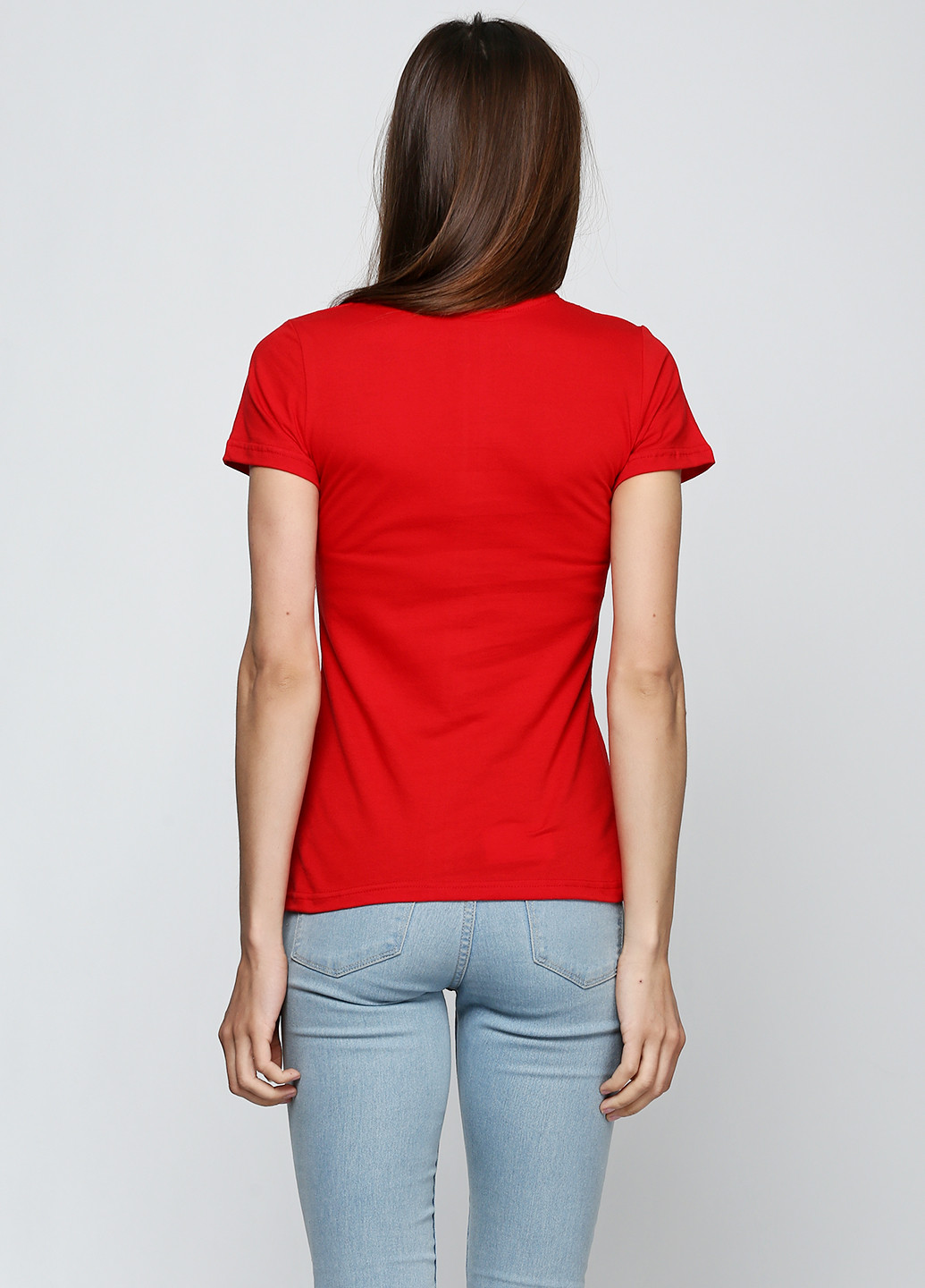 Красная летняя футболка Роза