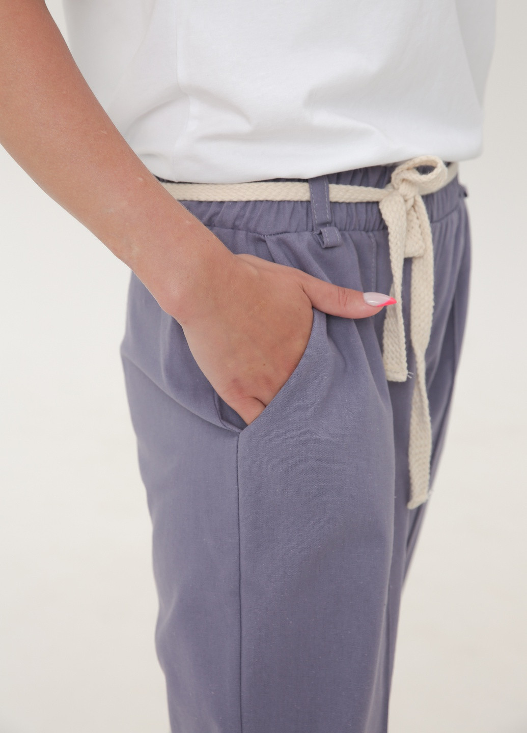 Штани звужені до низу з льону, колір джинс. INNOE брюки (253100745)