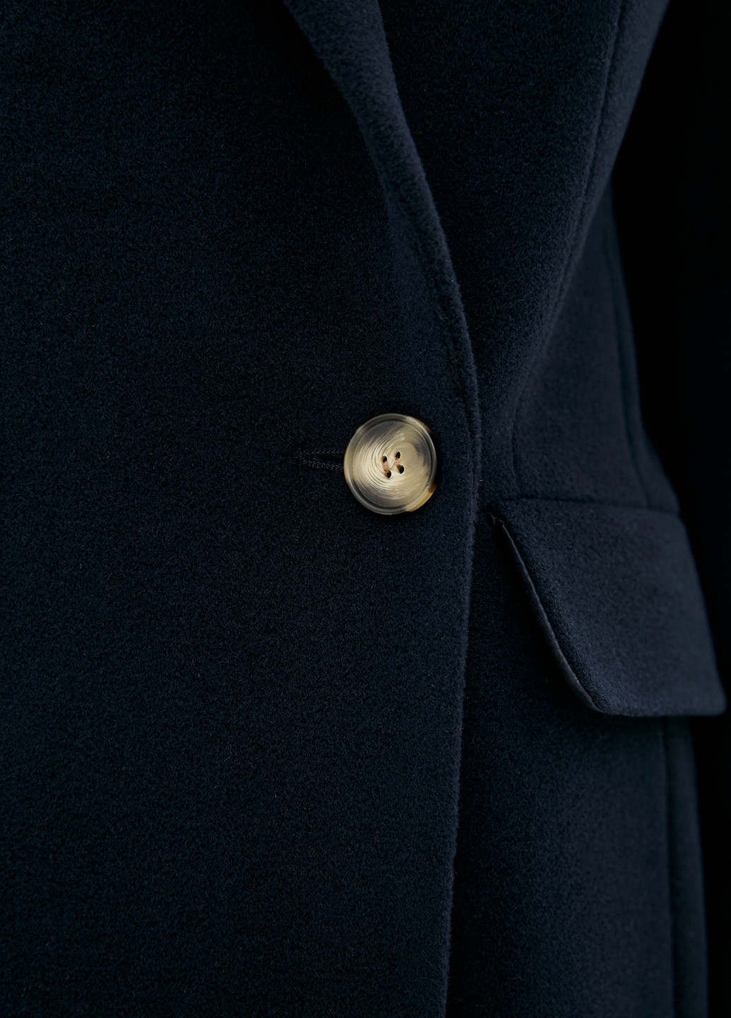 Темно-синее демисезонное Пальто двубортное Florens