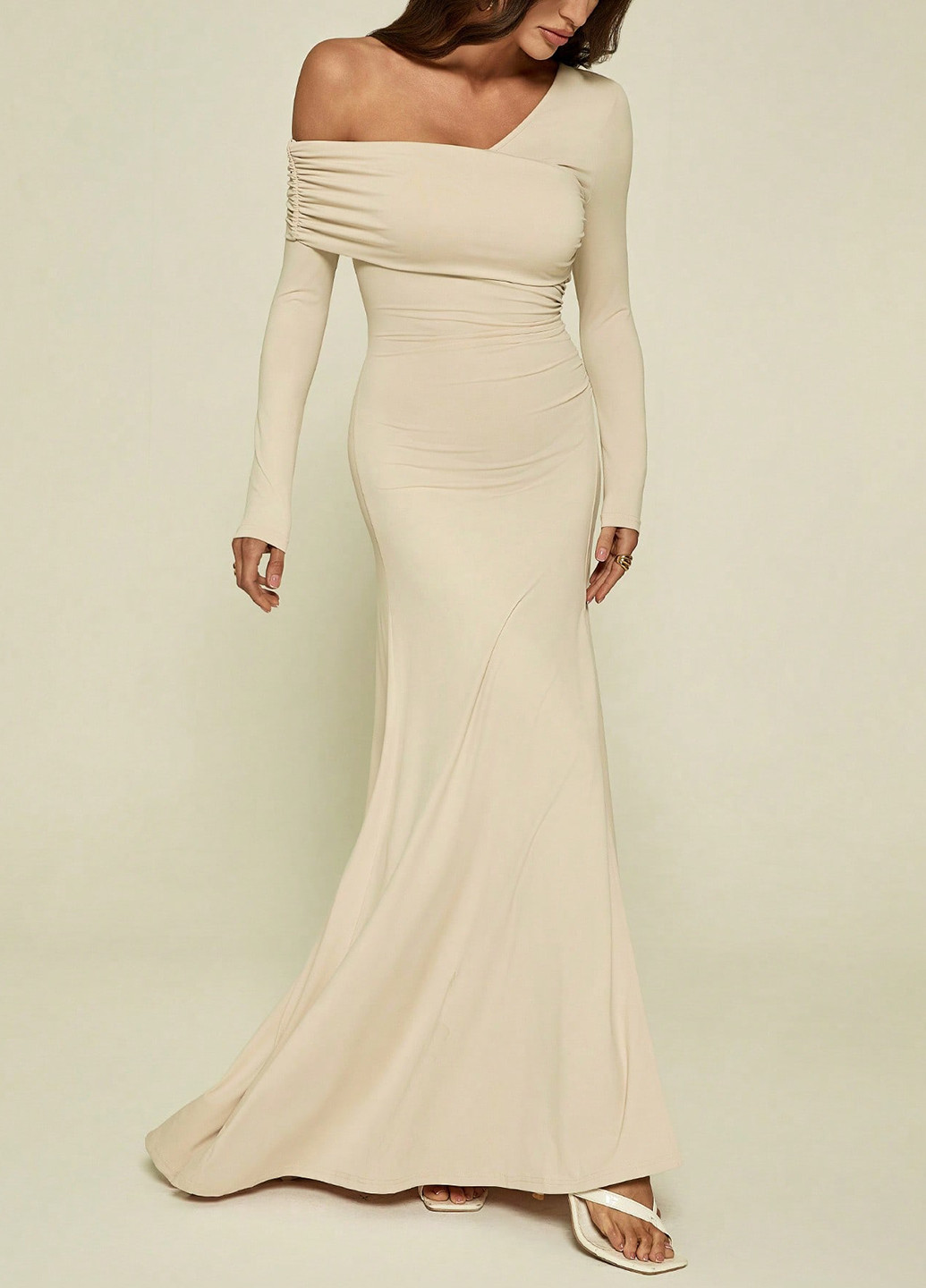 Кремова вечірня сукня на одне плече SHEIN однотонна