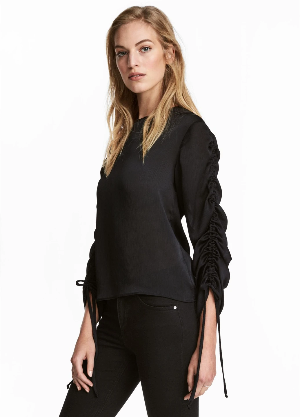 Чёрная блузка с кулисками H&M