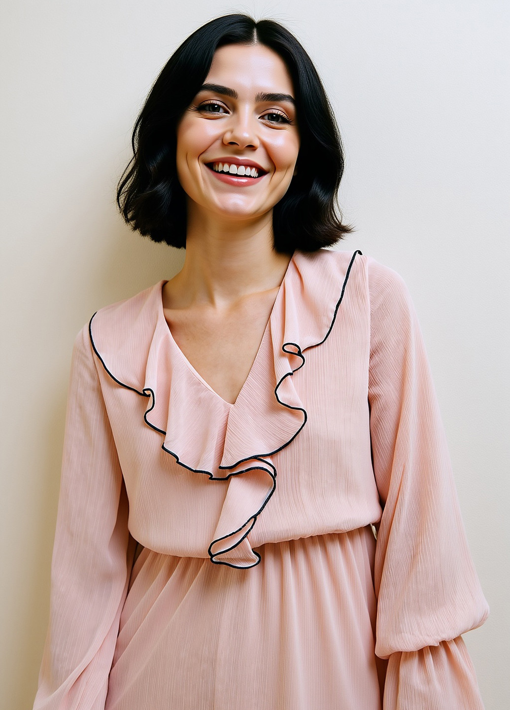 Пудровое кэжуал платье клеш Reserved однотонное