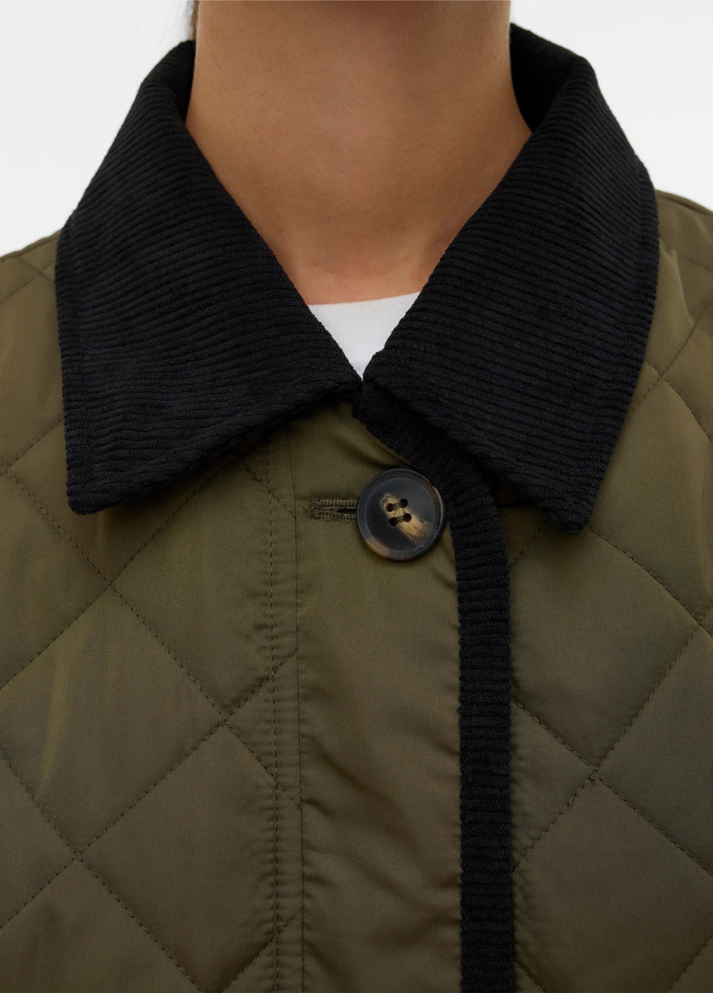 Оливкова (хакі) демісезонна куртка куртка-пальто Vero Moda