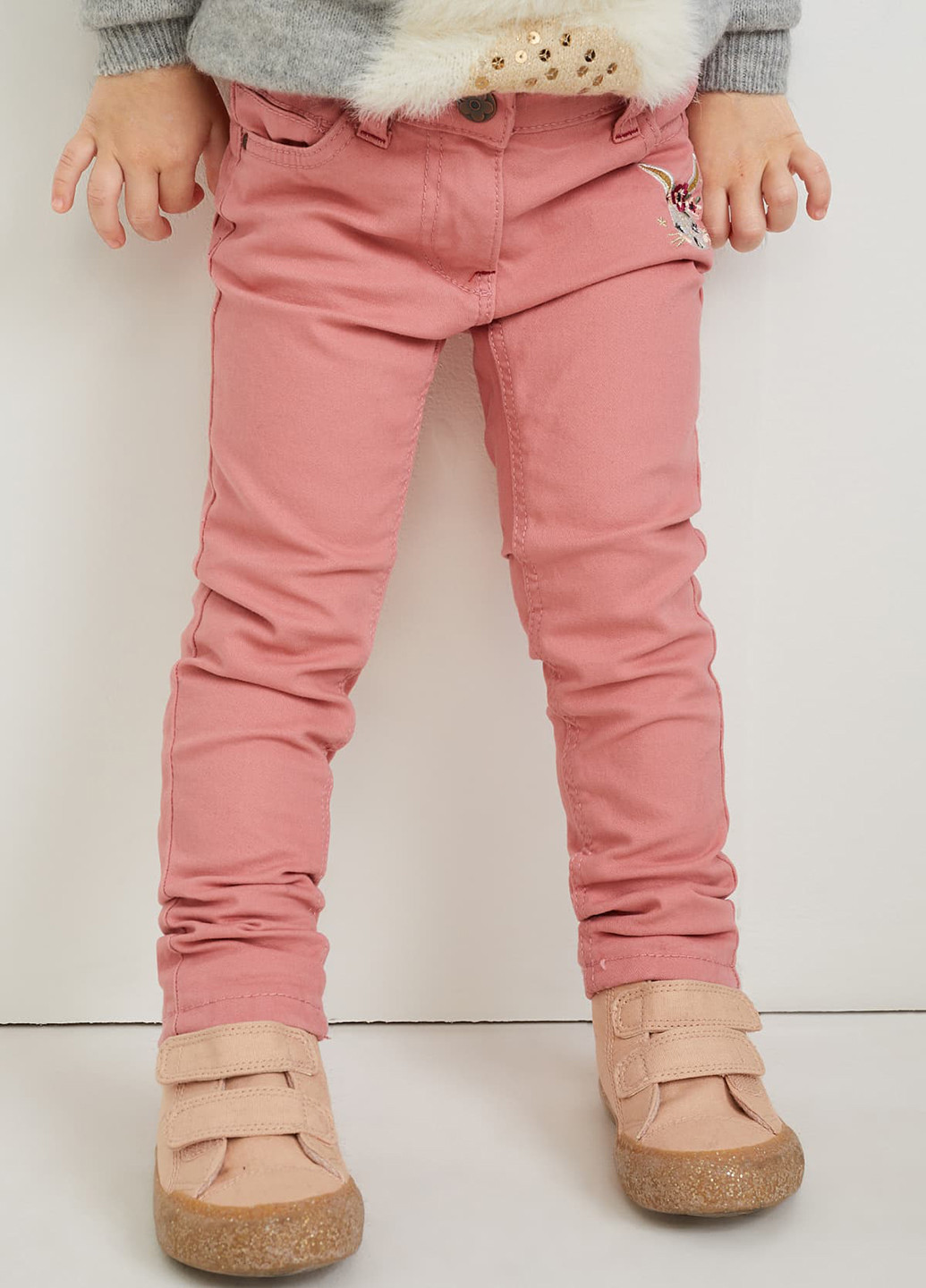 Розовые зимние прямые джинсы C&A