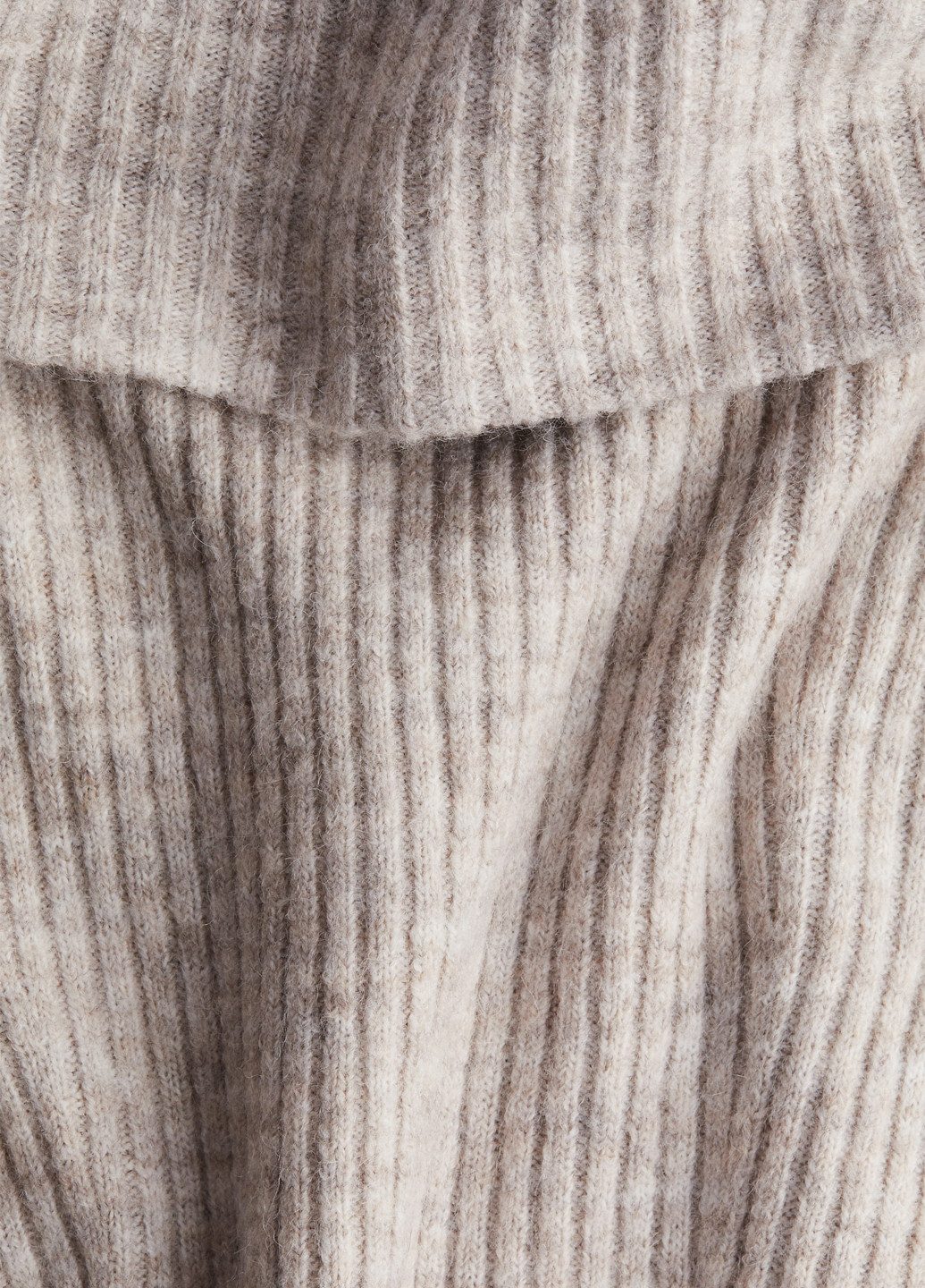 Серо-бежевое кэжуал платье платье-свитер, с открытыми плечами H&M меланжевое