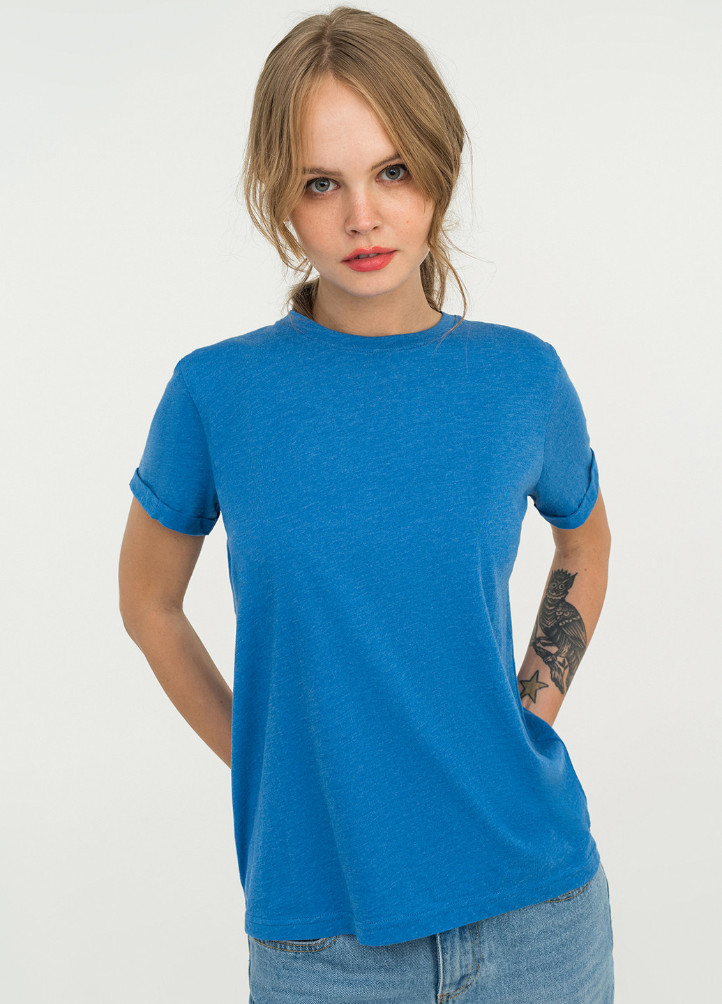Синяя летняя футболка befree