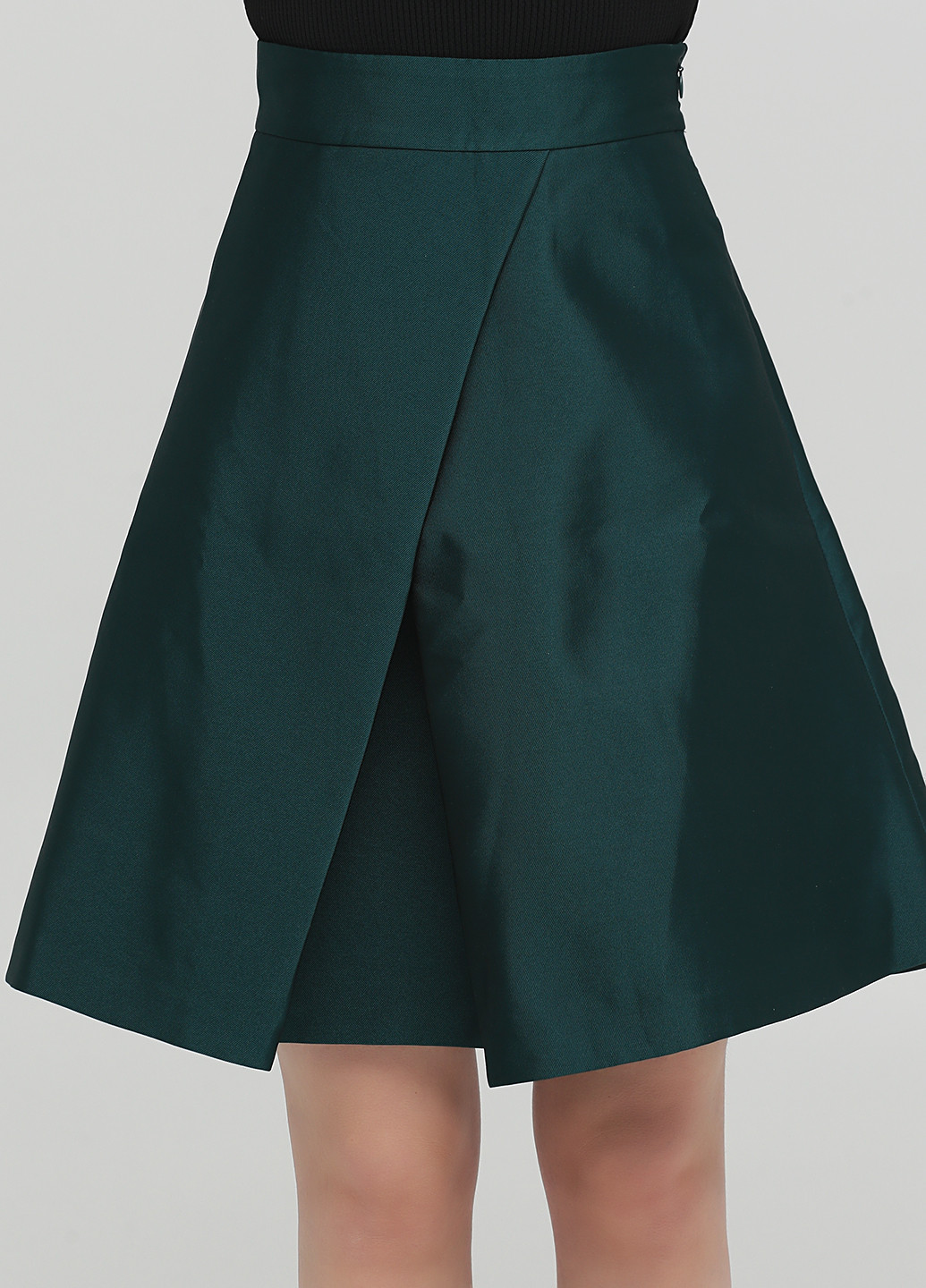 Темно-зеленая кэжуал однотонная юбка Vero Moda а-силуэта (трапеция), на запах