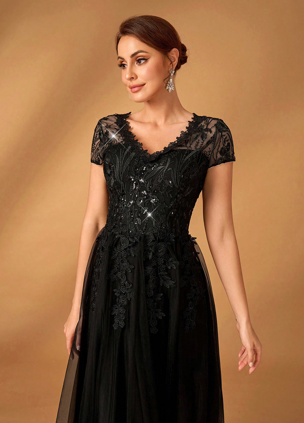 Черное вечернее платье а-силуэт SHEIN однотонное