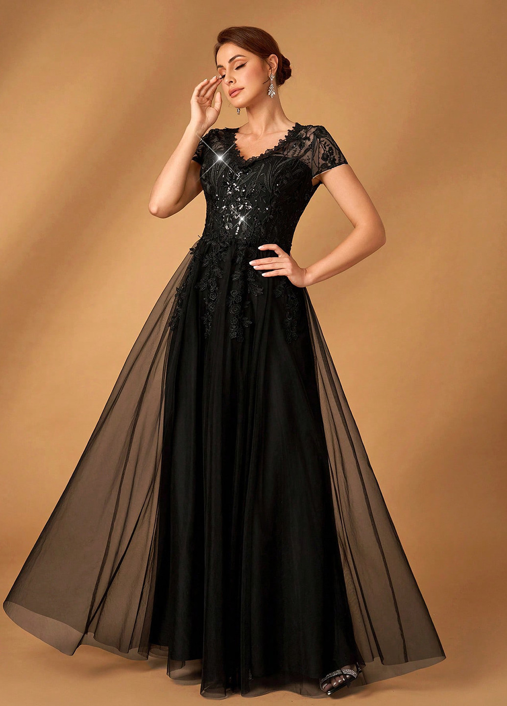 Черное вечернее платье а-силуэт SHEIN однотонное