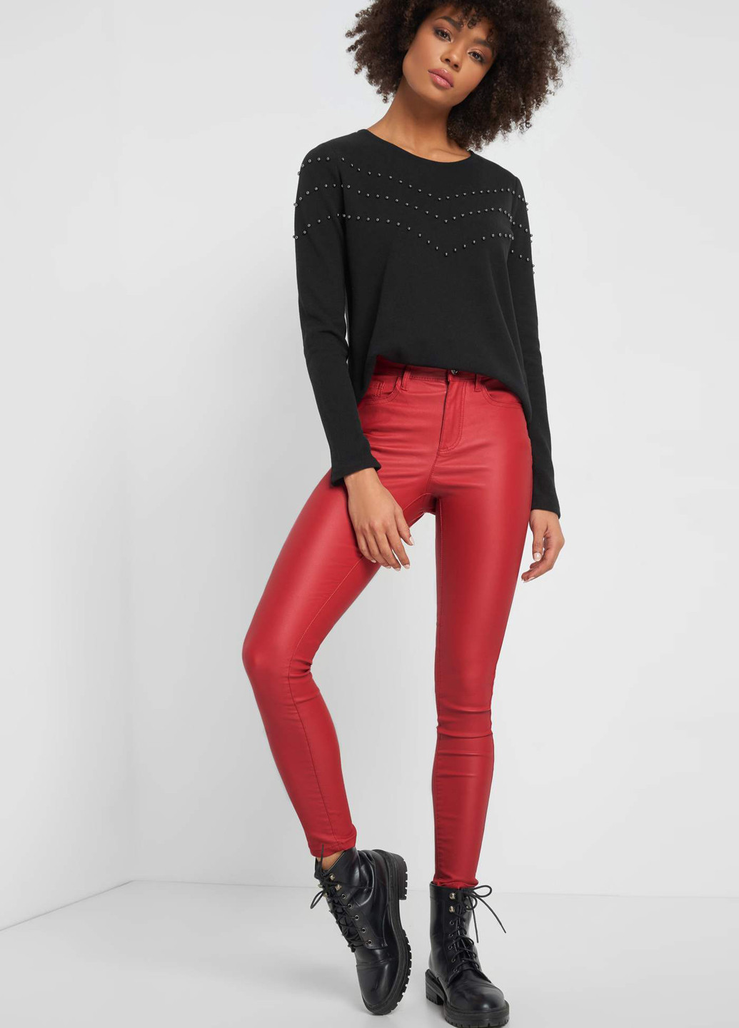 Красные кэжуал демисезонные зауженные брюки Orsay