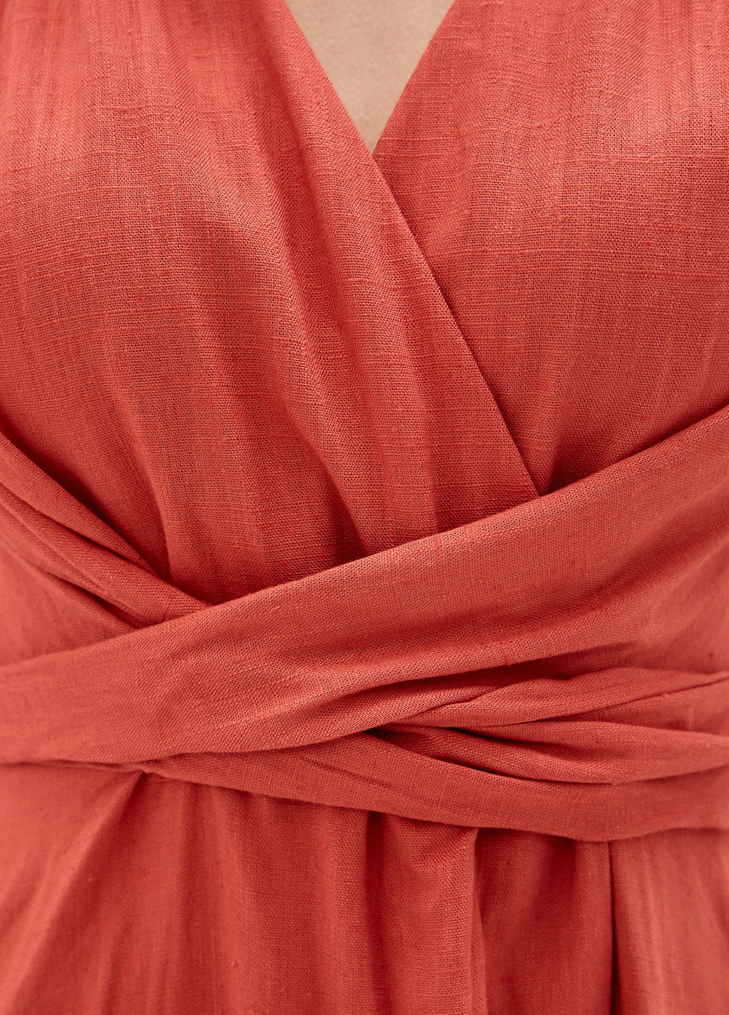 Светло-красное кэжуал платье на запах befree