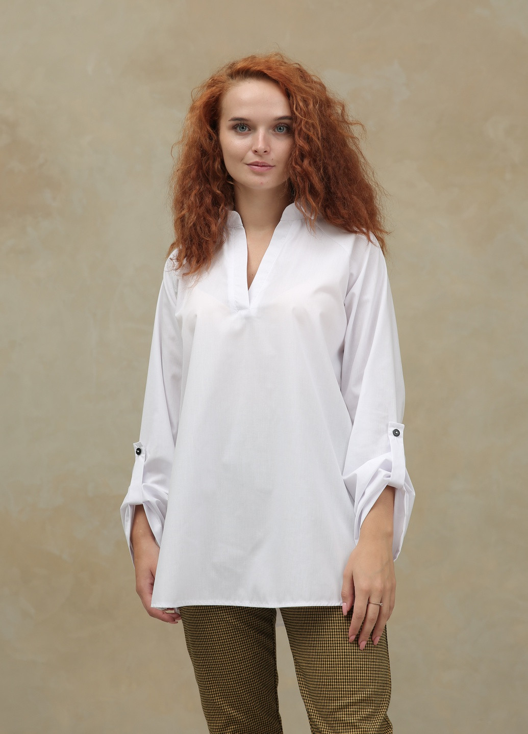 Біла демісезонна біла блузка з рукавом реглан 7/8 на хлястику INNOE Блузка