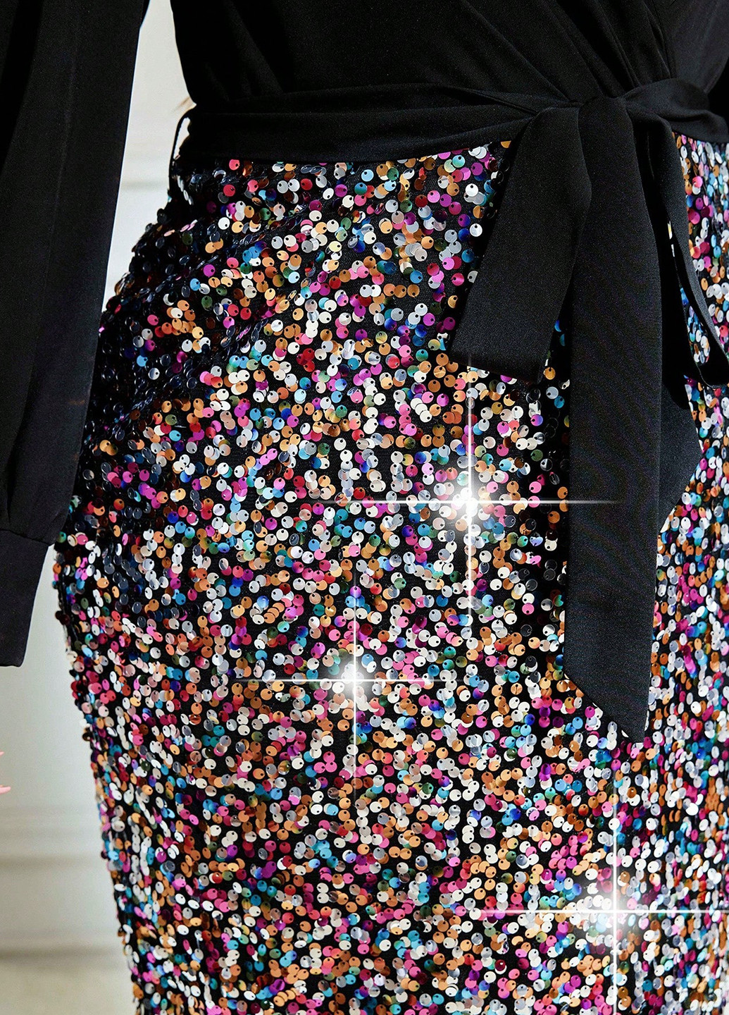 Комбинированное коктейльное платье на запах SHEIN однотонное