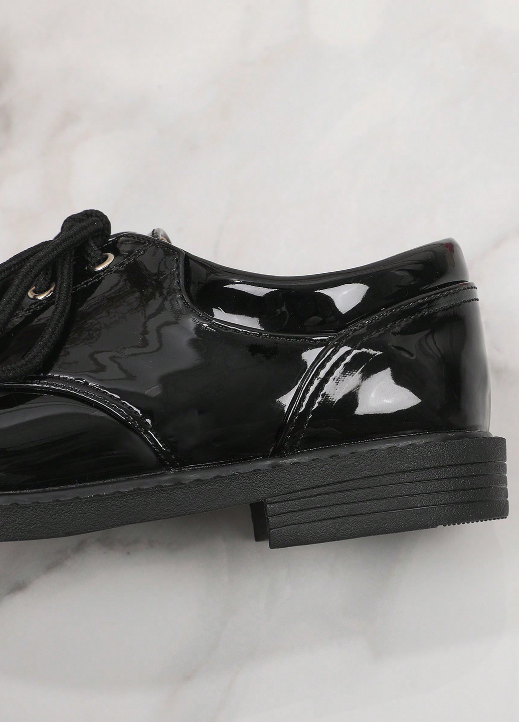 Черные туфли SHEIN