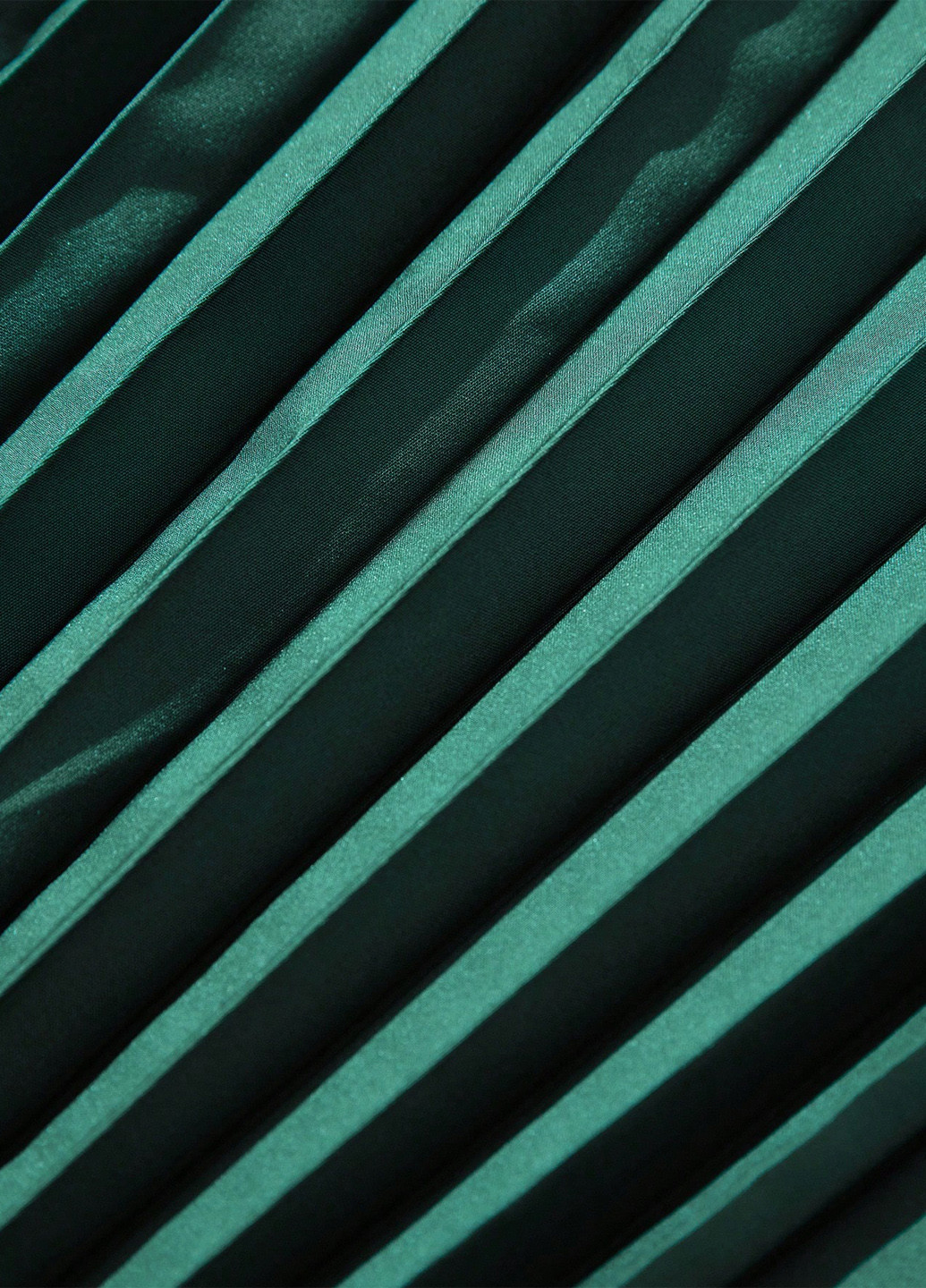 Темно-зеленое коктейльное, вечернее платье с открытой спиной SHEIN однотонное