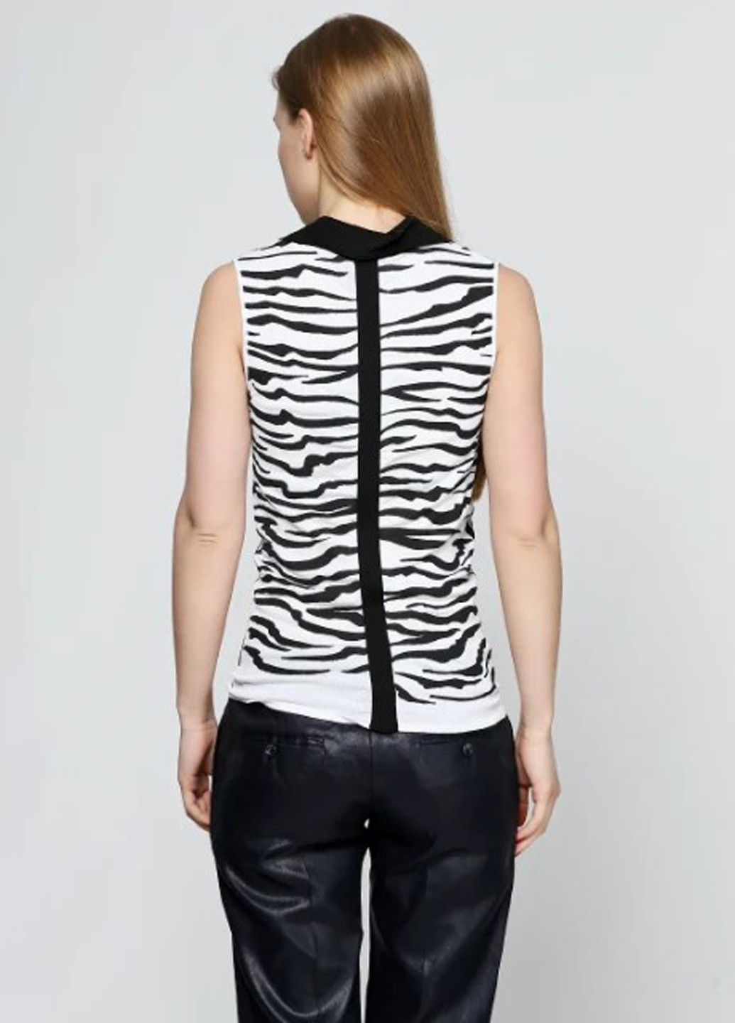 Чёрно-белую блуза John Richmond