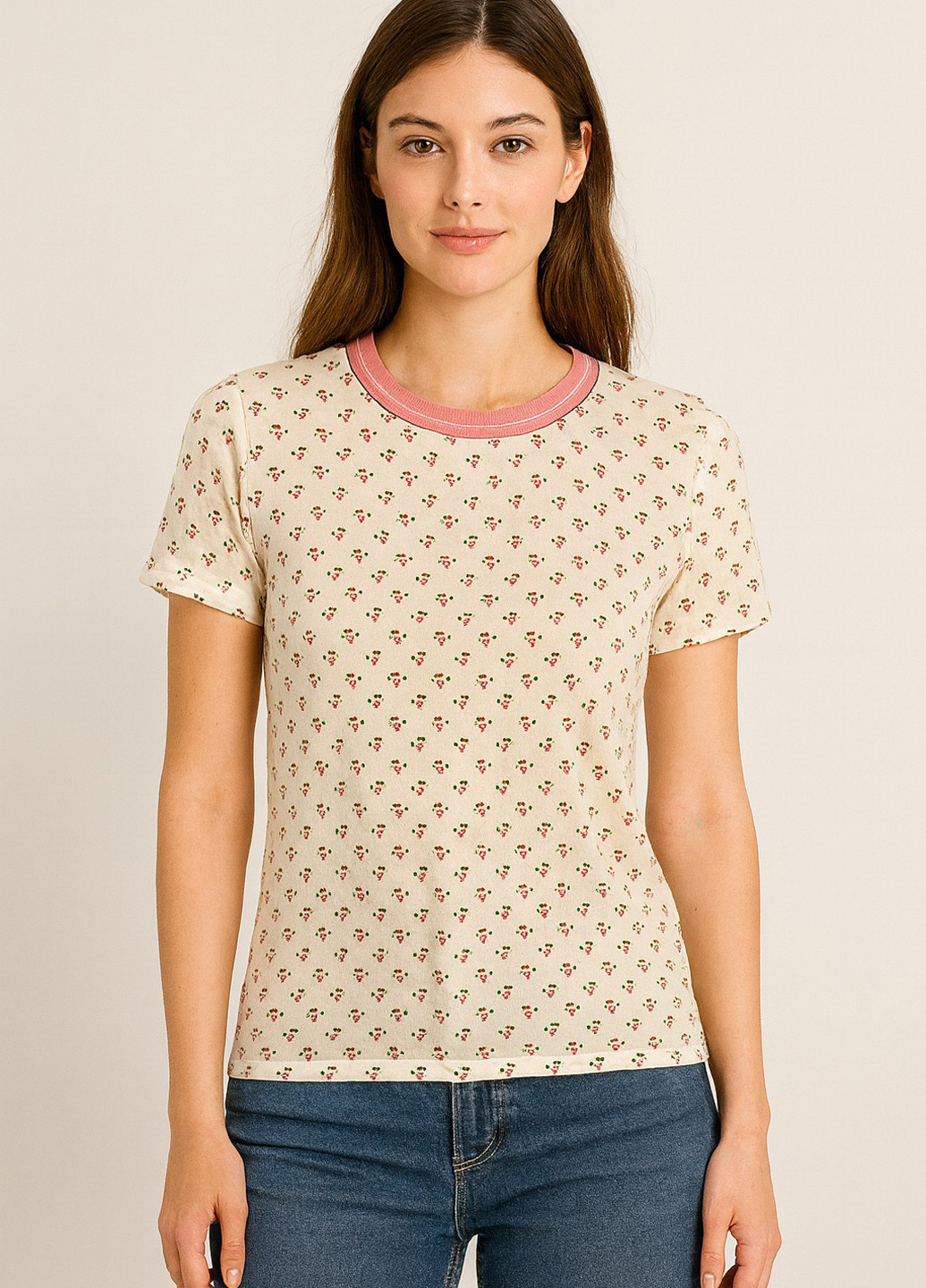 Молочная блуза Sassofono