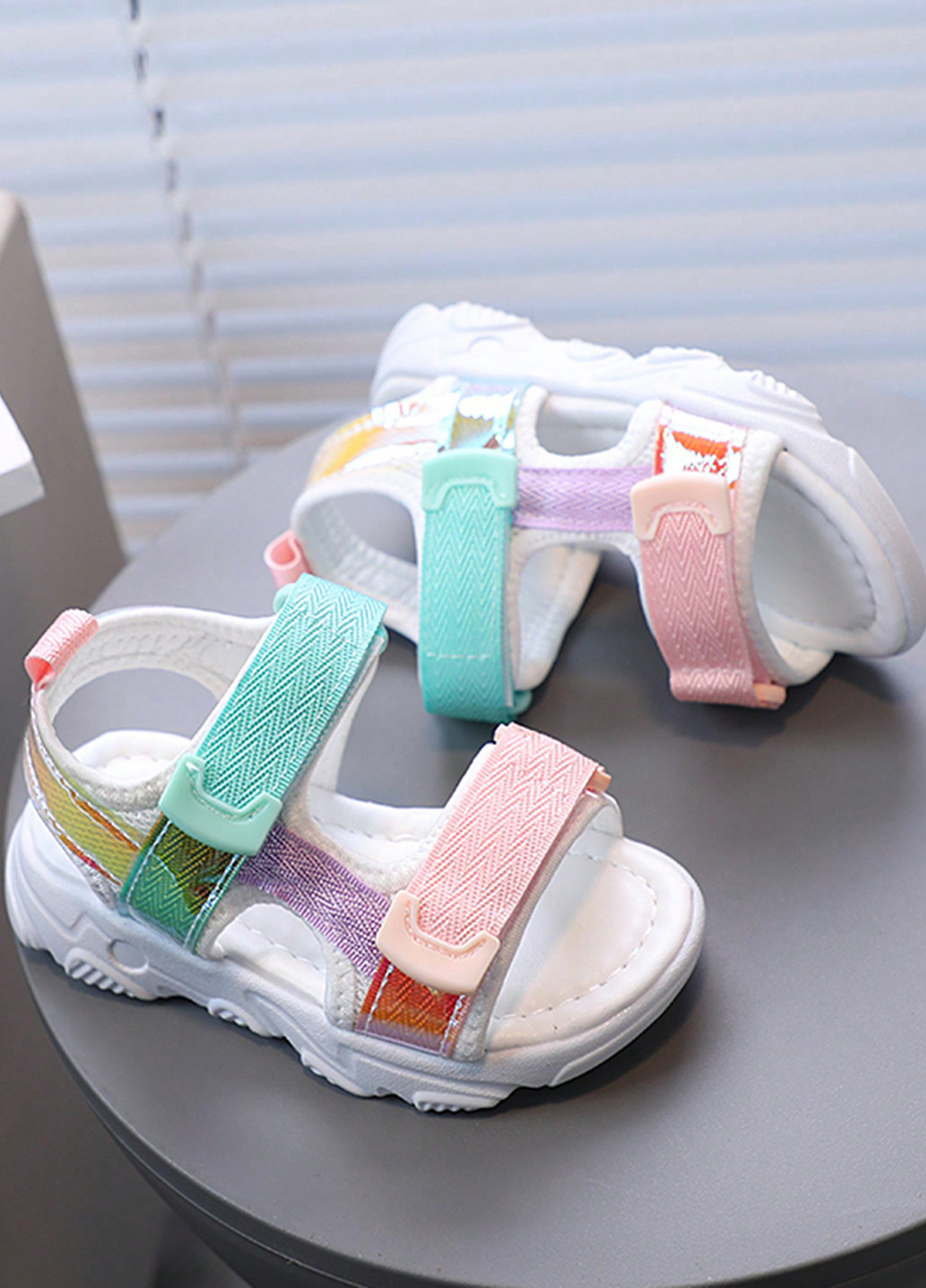 Цветные кэжуал сандалии SHEIN на липучке