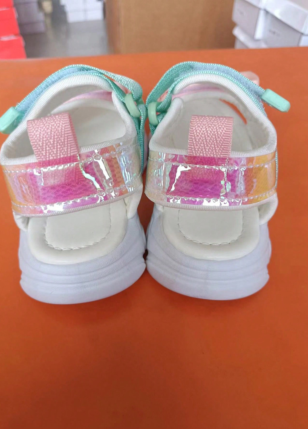 Цветные кэжуал сандалии SHEIN на липучке