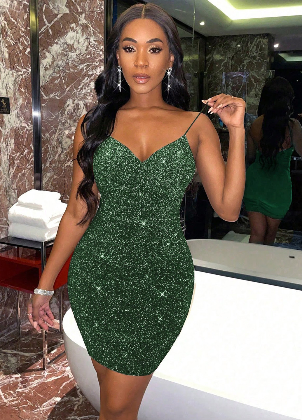 Зеленое коктейльное платье с открытой спиной SHEIN однотонное