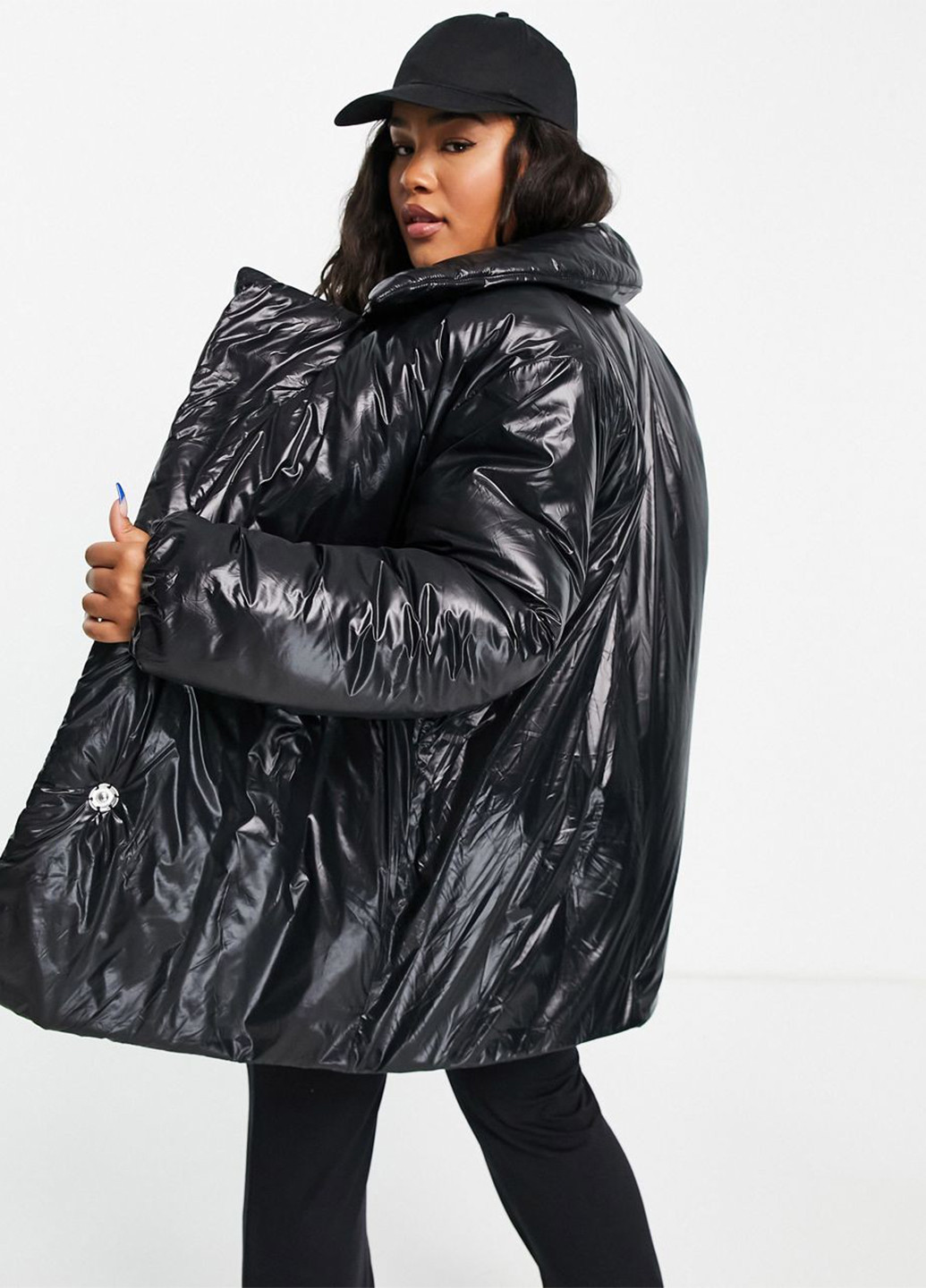 Чорна зимня куртка Asos