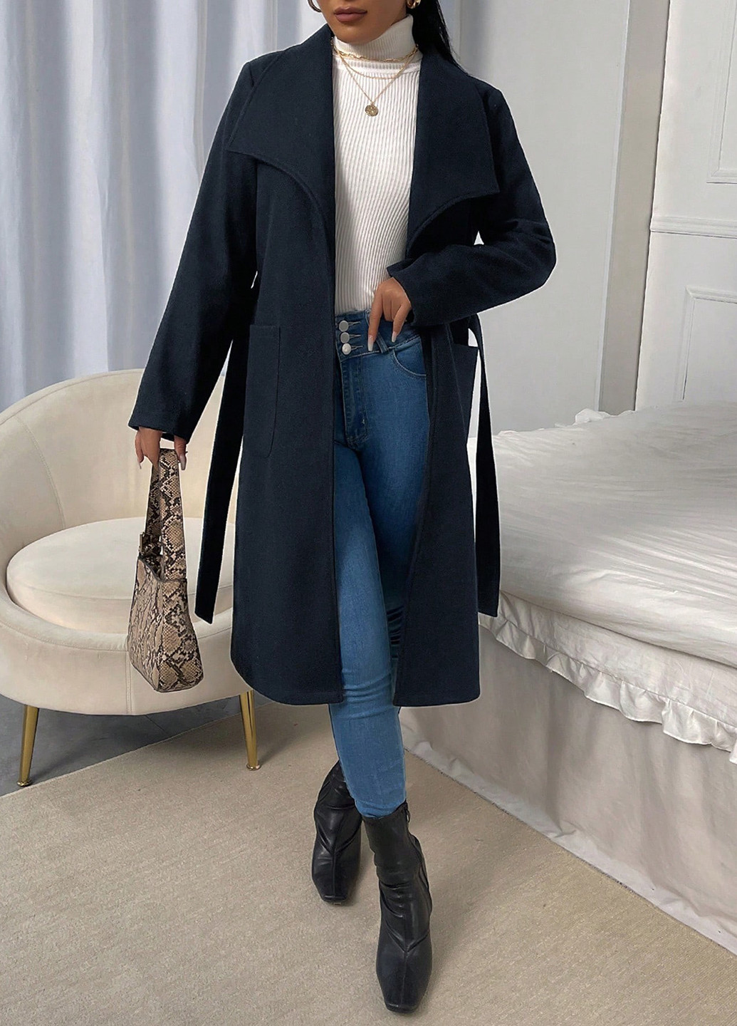 Чорне демісезонне Пальто SHEIN