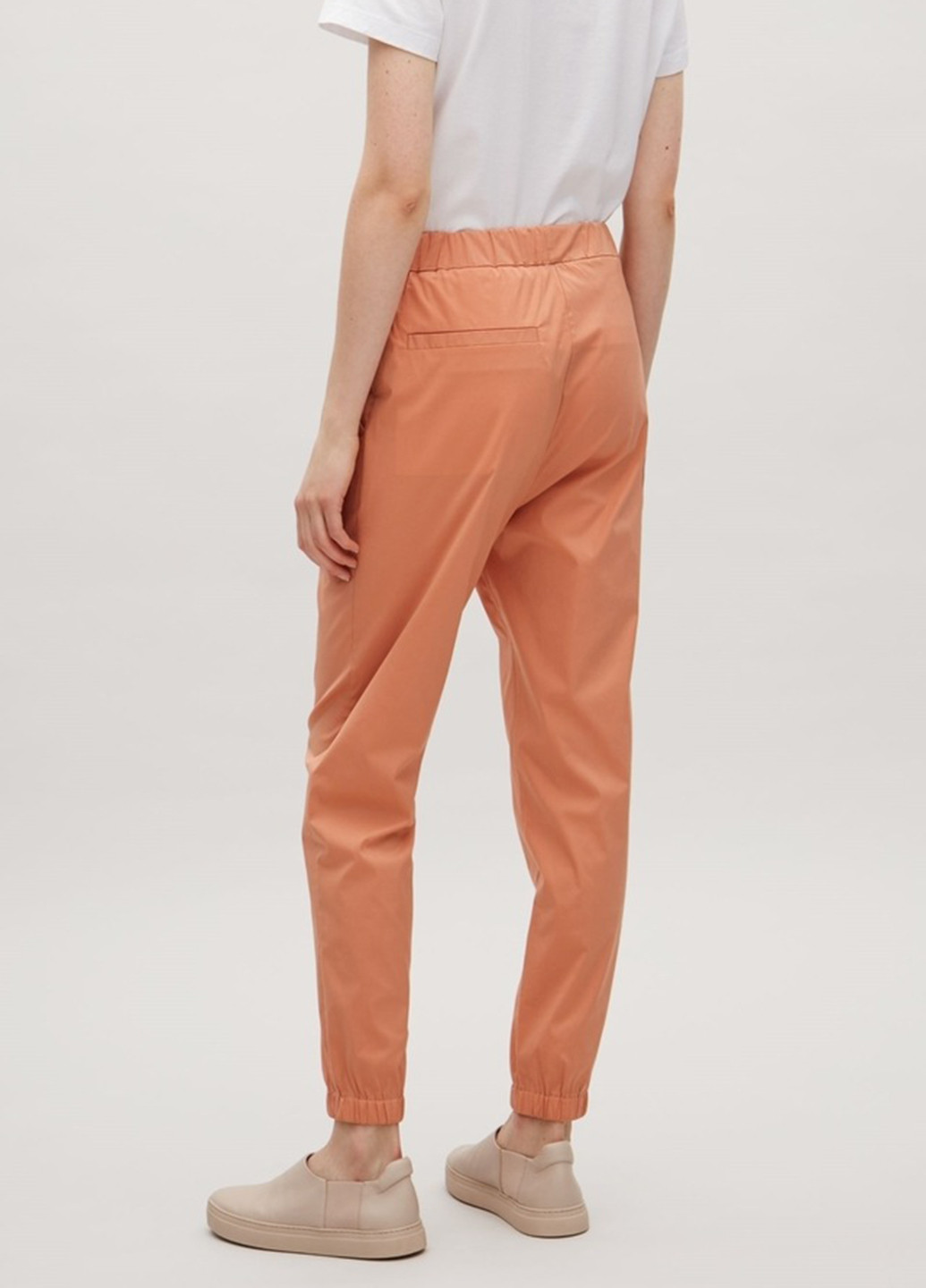 Оранжевые кэжуал демисезонные брюки Cos