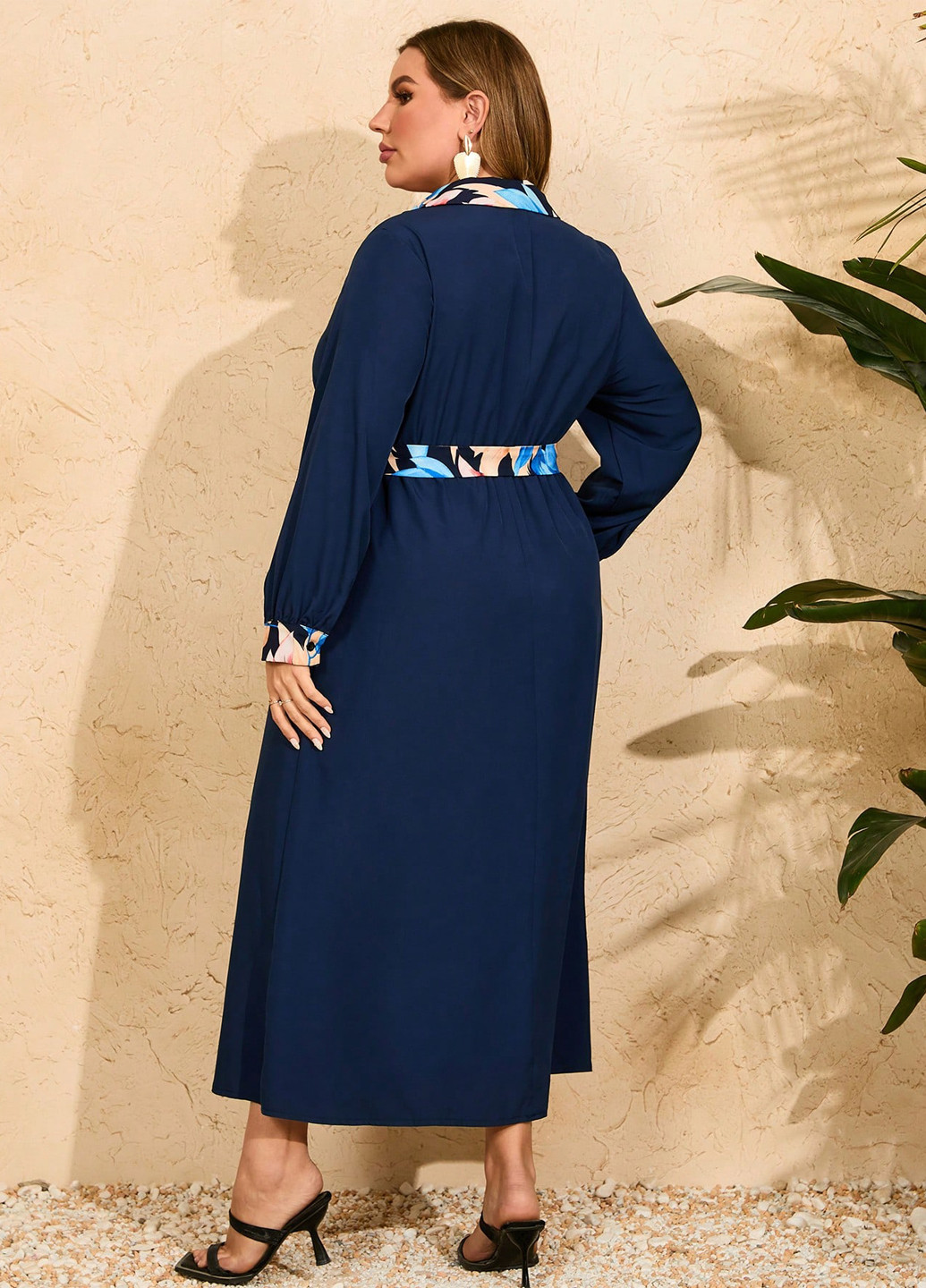 Темно-синя кежуал сукня SHEIN з абстрактним візерунком