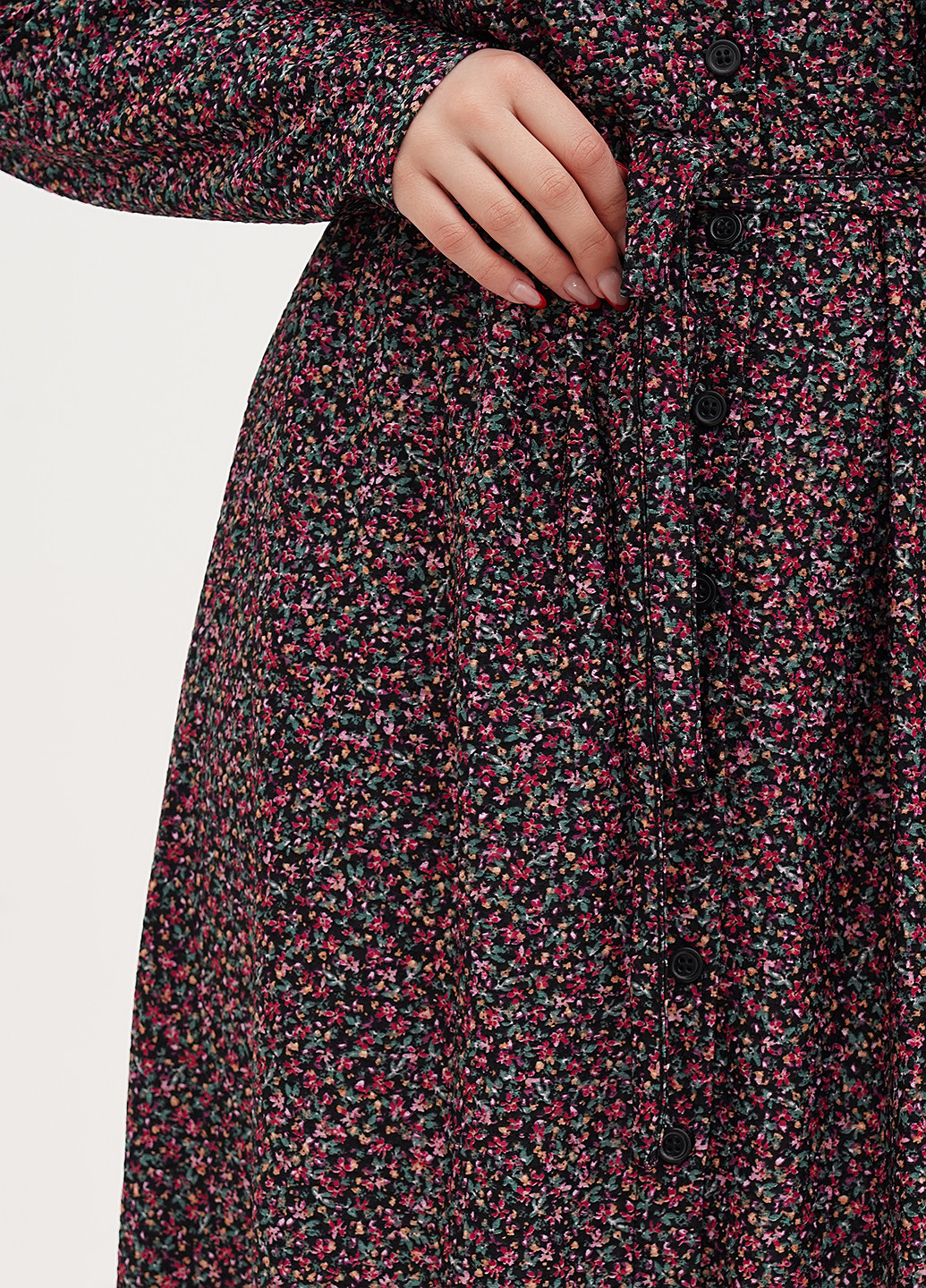 Черное кэжуал платье а-силуэт We с цветочным принтом