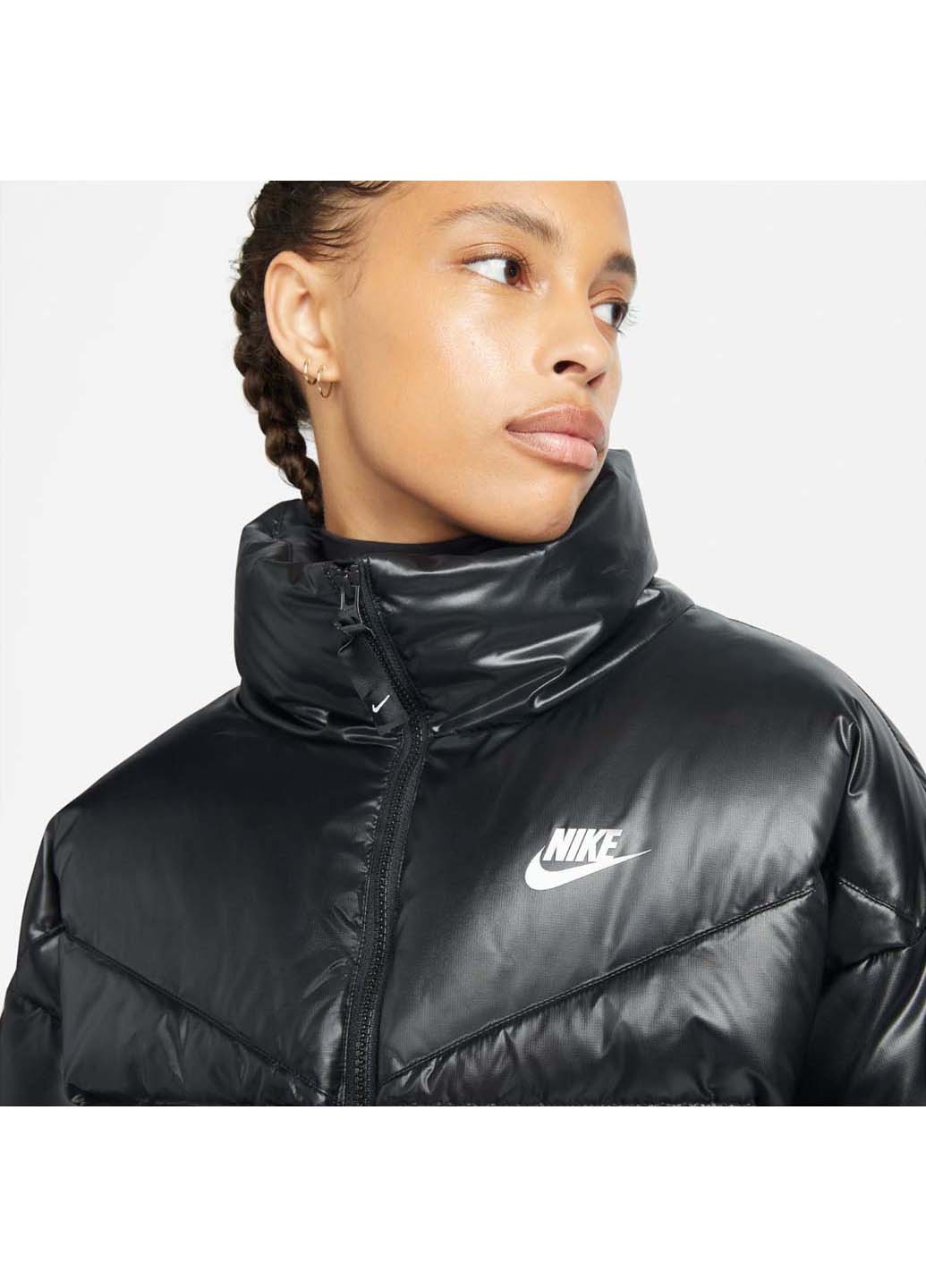 Чорна демісезонна куртка Nike