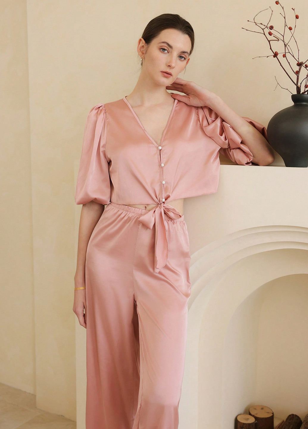 Світло-рожева всесезон піжама (сорочка, штани) сорочка + брюки SHEIN