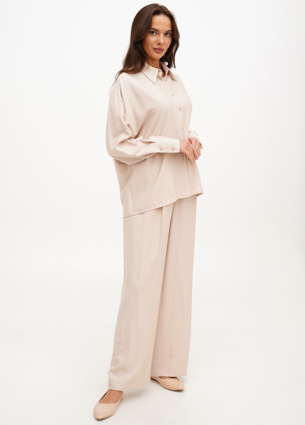 Светло-бежевая кэжуал рубашка однотонная ESSME