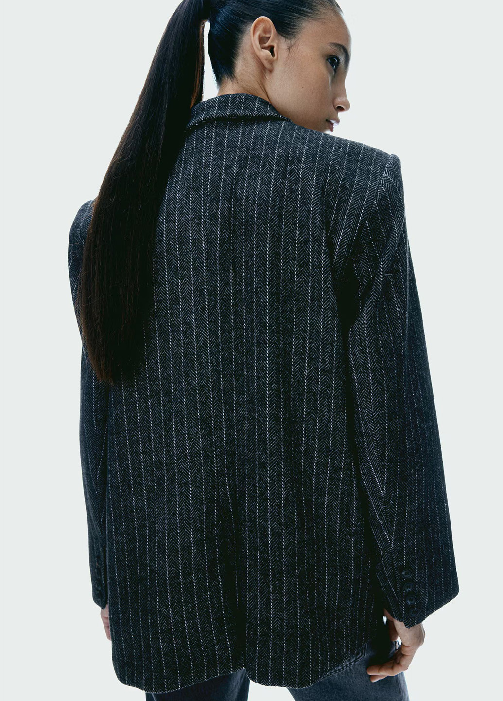 Графитовый женский жакет H&M полосатый - демисезонный