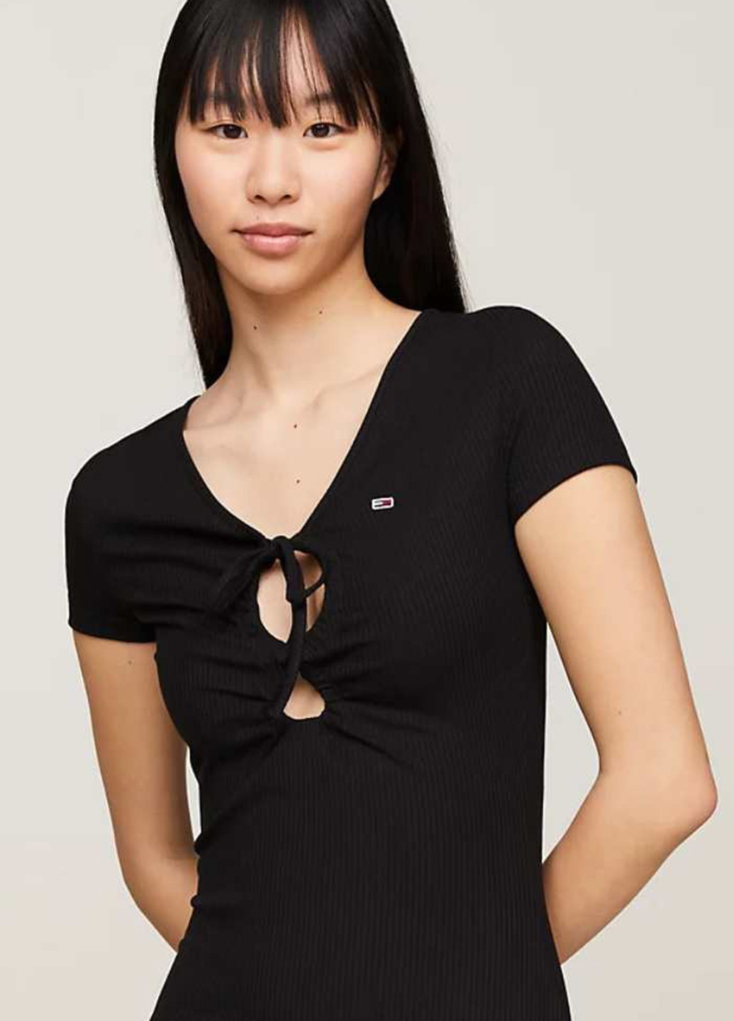 Черное кэжуал платье футляр Tommy Hilfiger однотонное