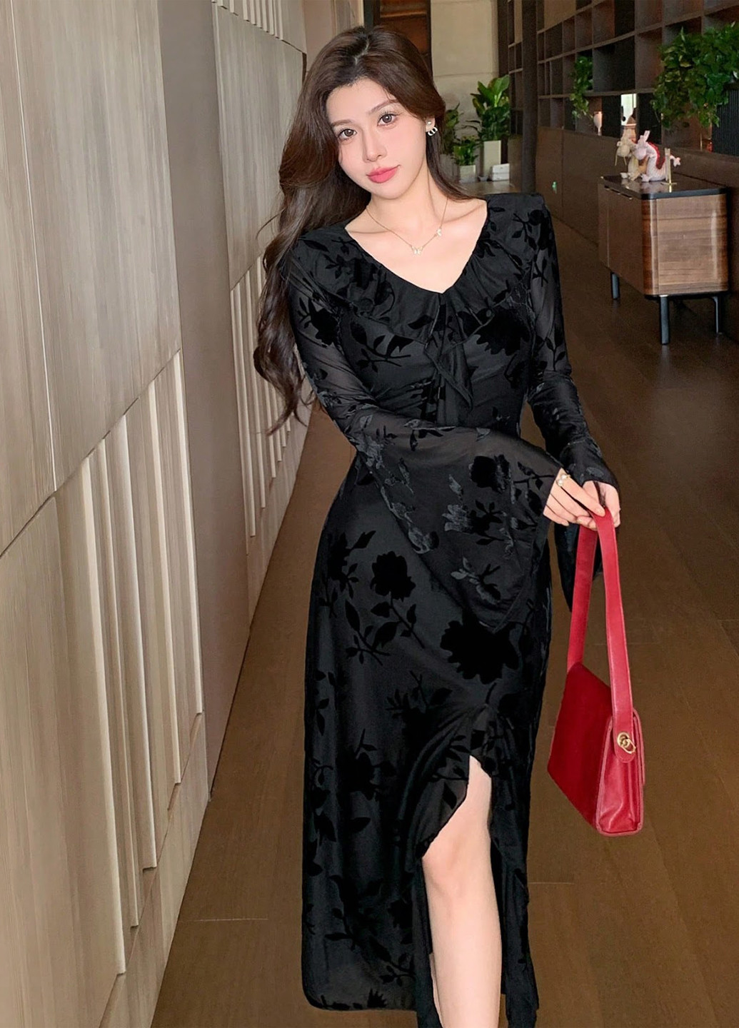 Чорна кежуал сукня SHEIN однотонна