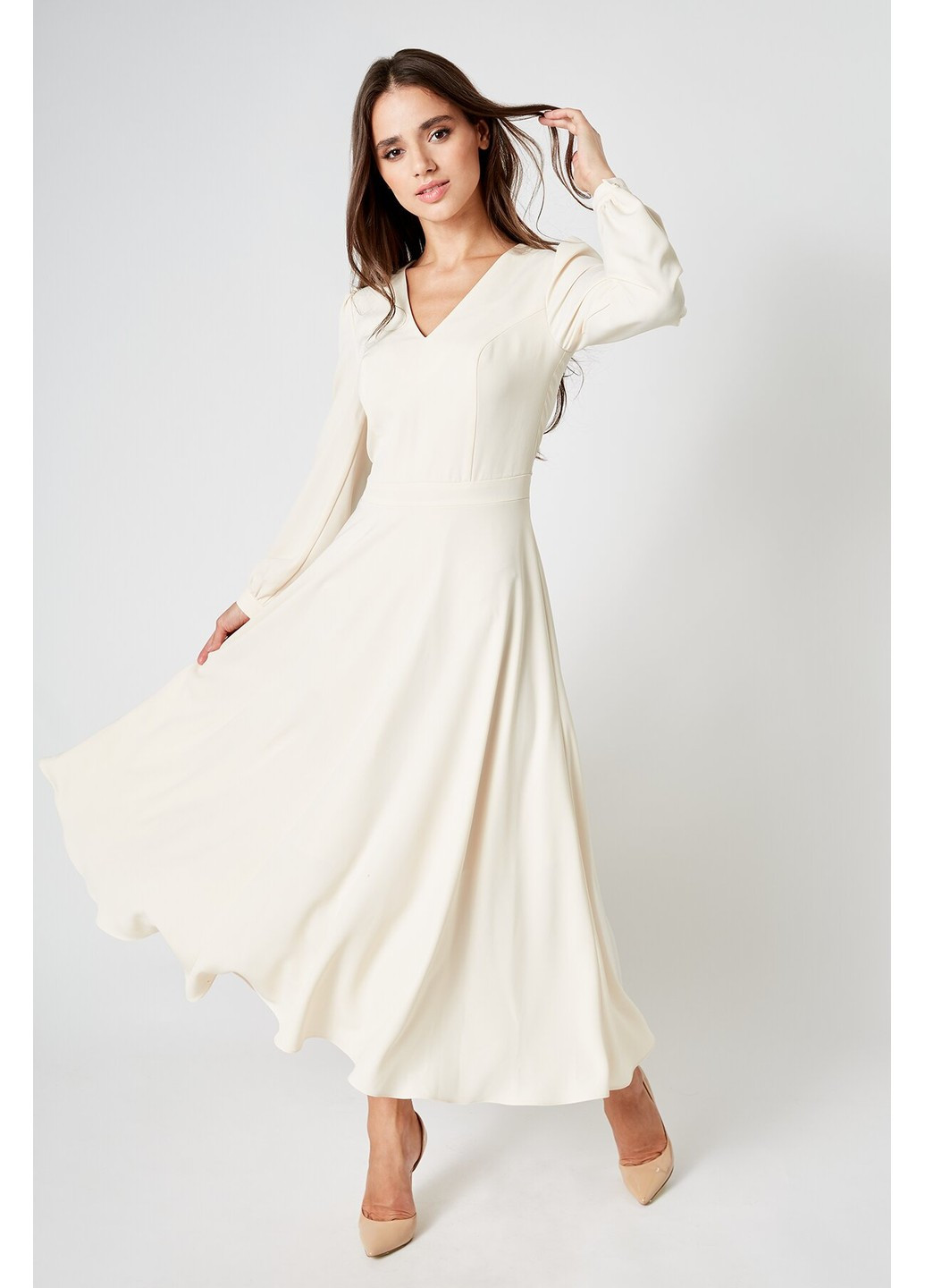 Молочное коктейльное платье соломия клеш, с пышной юбкой BYURSE однотонное