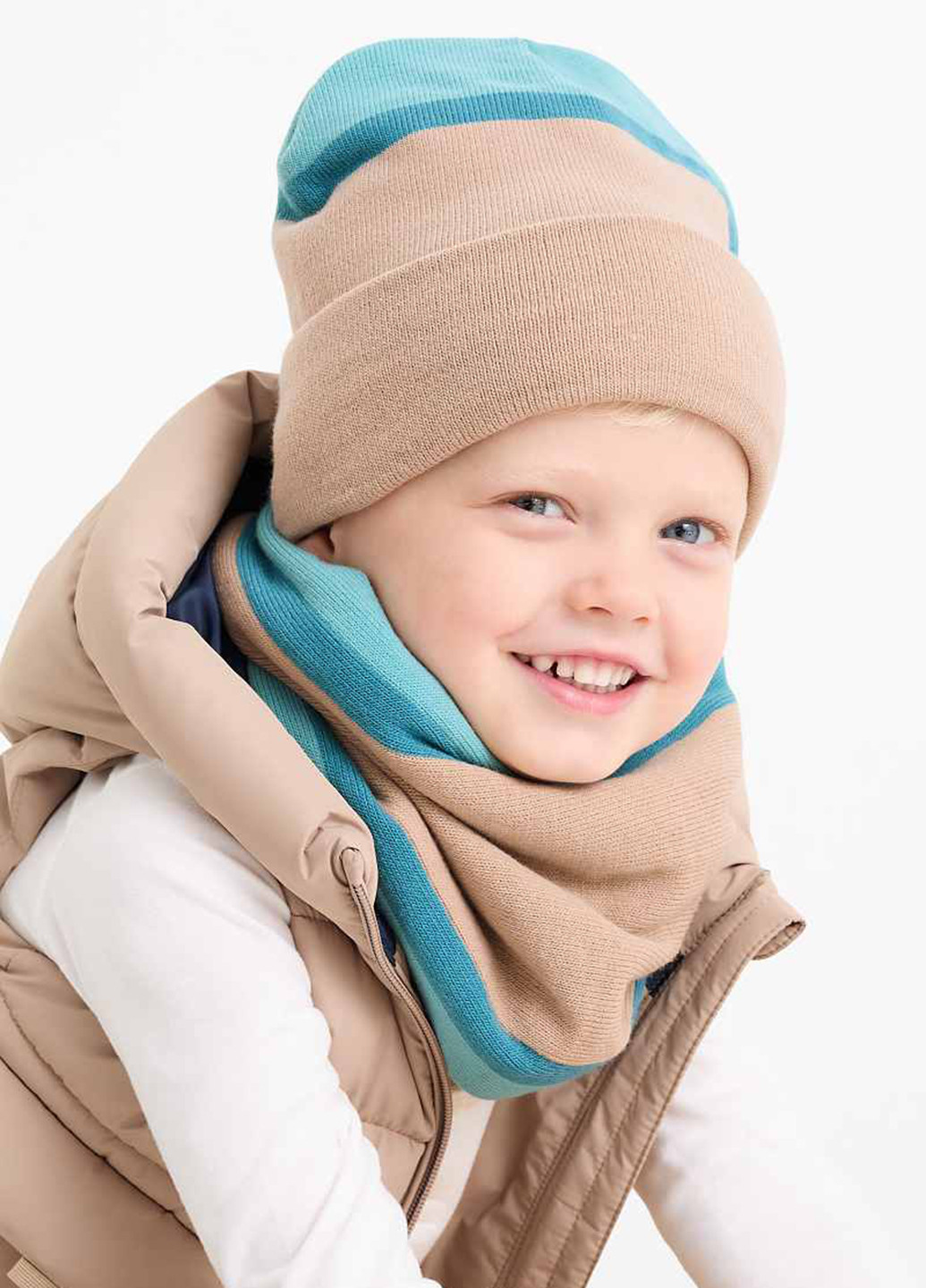 Комплект (шапка, шарф-снуд) C&A (369838973)