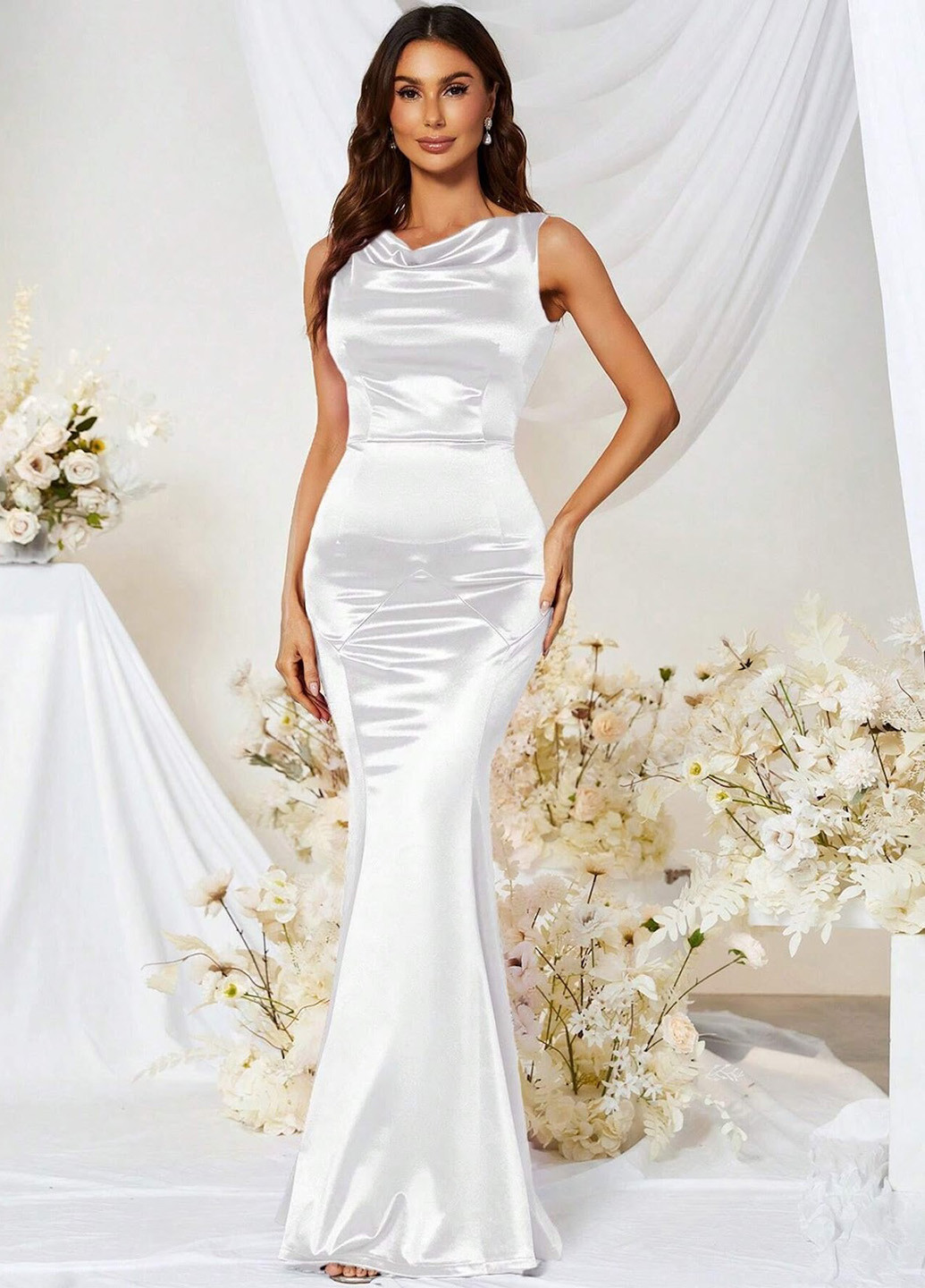 Белое вечернее платье годе, с открытой спиной SHEIN однотонное