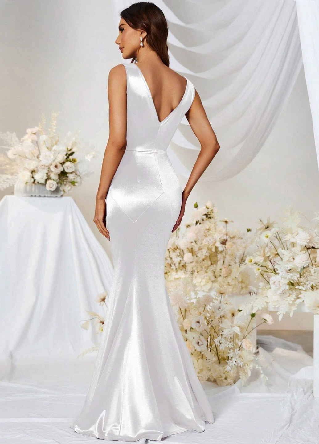 Белое вечернее платье годе, с открытой спиной SHEIN однотонное