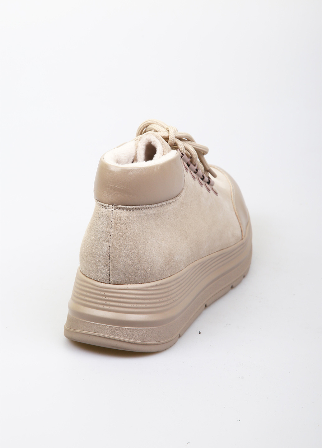 Осенние ботинки AURA без декора из натуральной замши